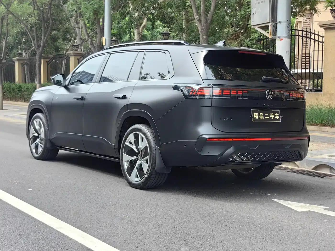 2025 Teramont Pro 450TSI 4WD Summit Edition — миниатюра 29