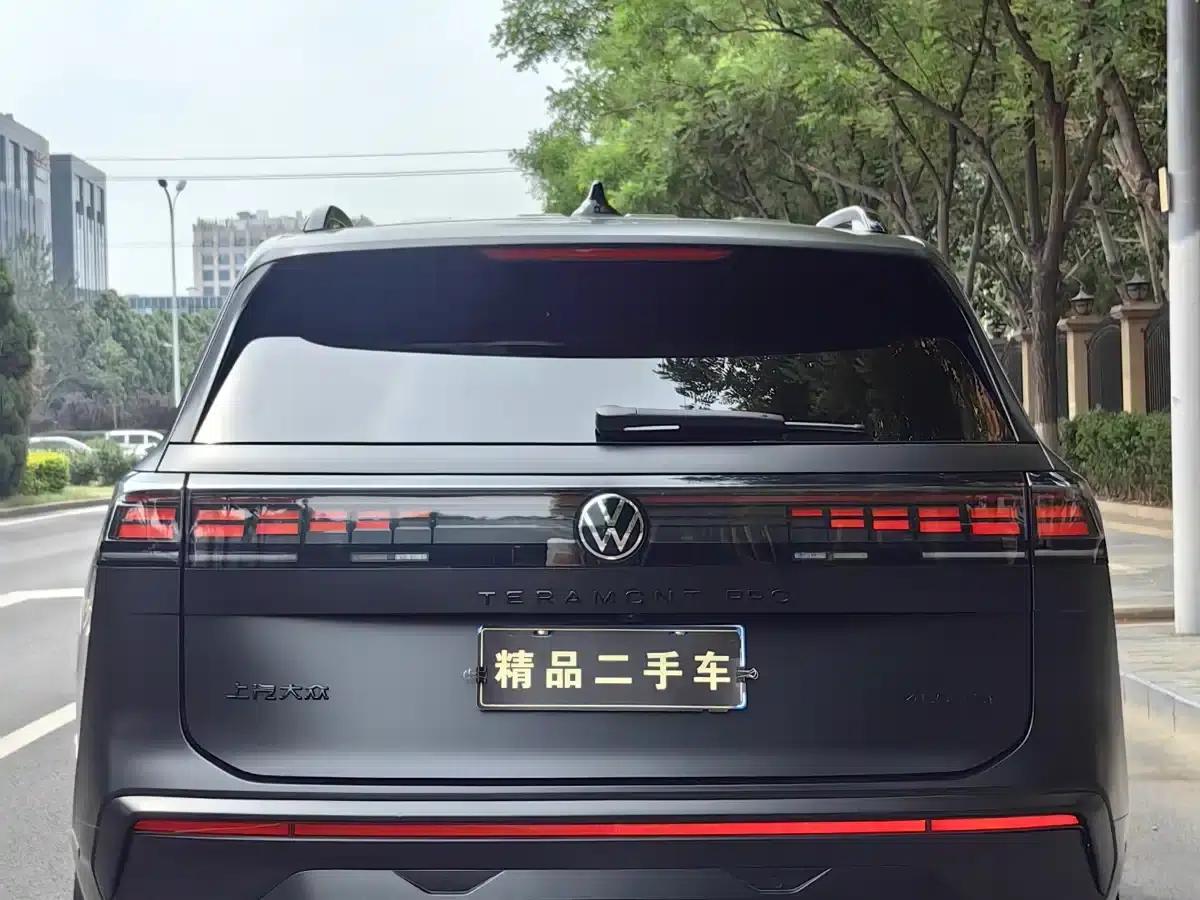 2025 Teramont Pro 450TSI 4WD Summit Edition — миниатюра 30