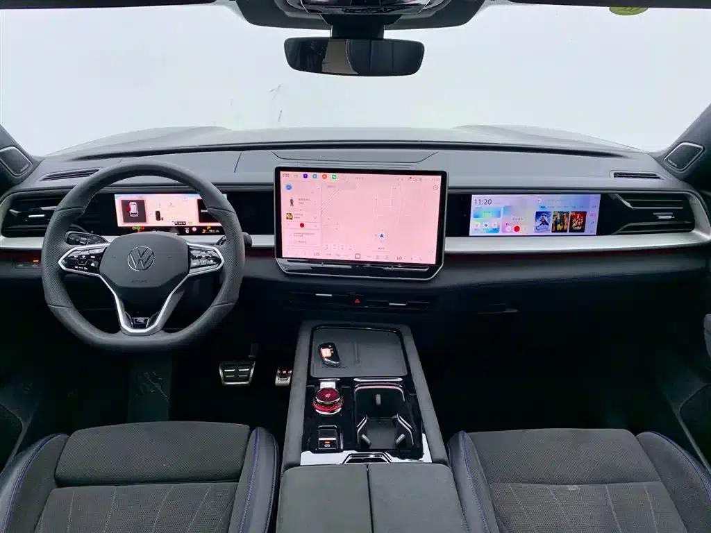 2025 Teramont Pro 450TSI 4WD Summit Edition — миниатюра 17