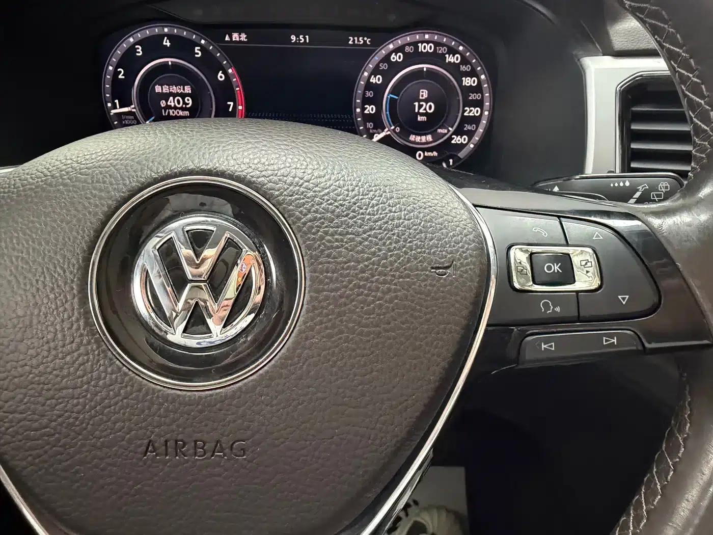2017 Volkswagen Teramont 530 V6 AWD Supreme Flagship Edition — миниатюра 23