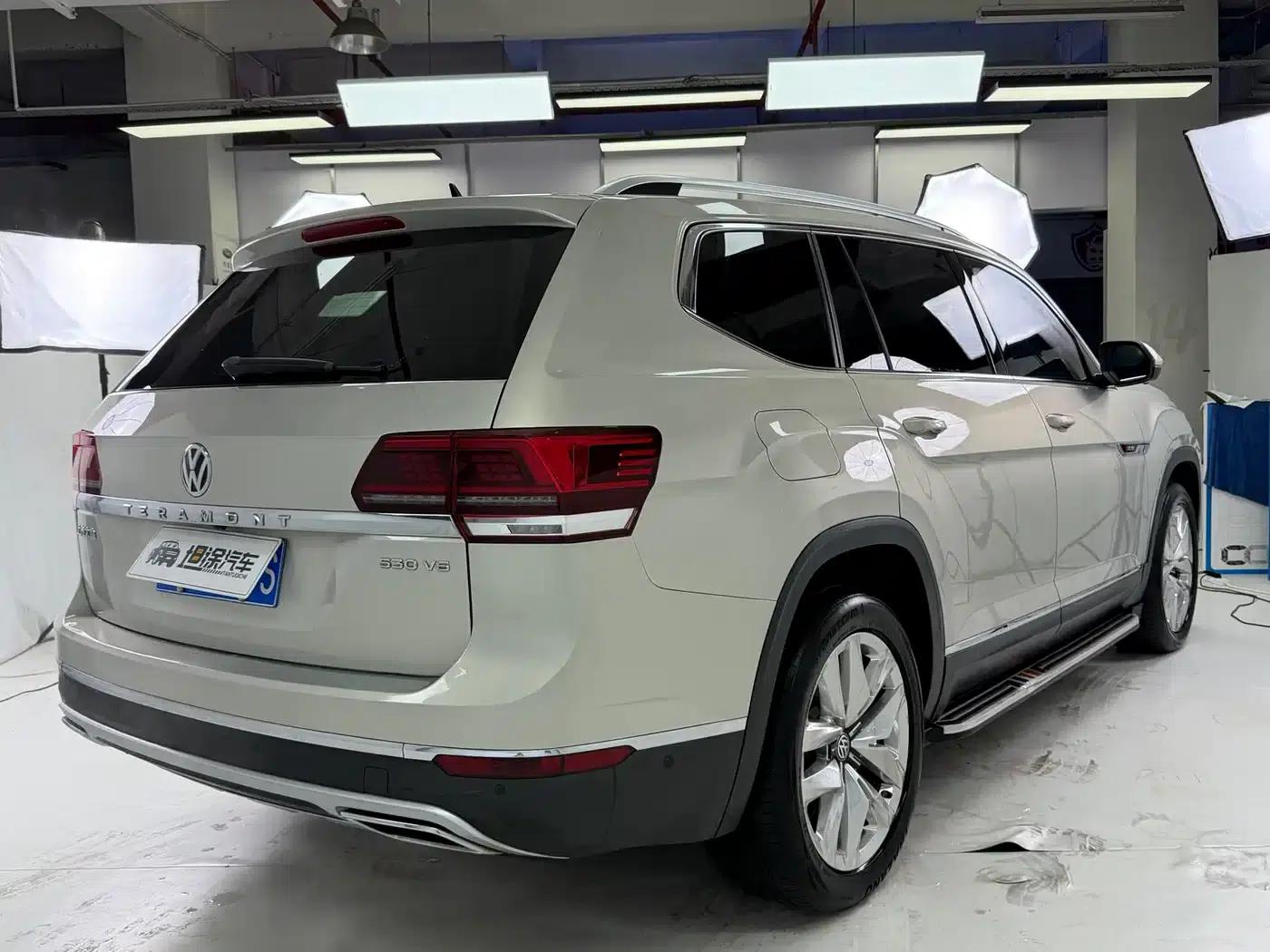 2017 Volkswagen Teramont 530 V6 AWD Supreme Flagship Edition — миниатюра 30