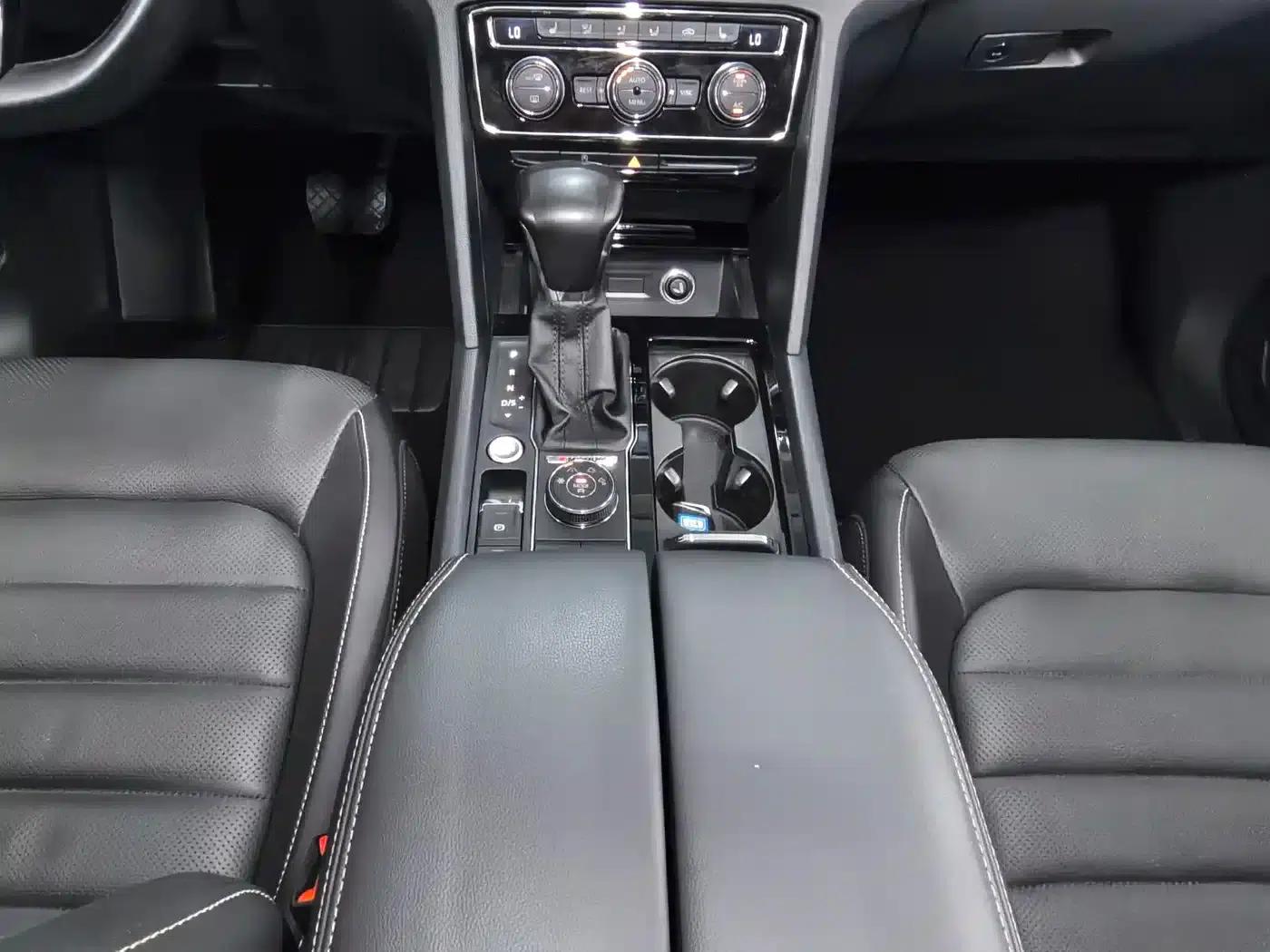 2020 Volkswagen Teramont 380TSI 4WD Luxury Edition (China VI Emission Standard) — миниатюра 14