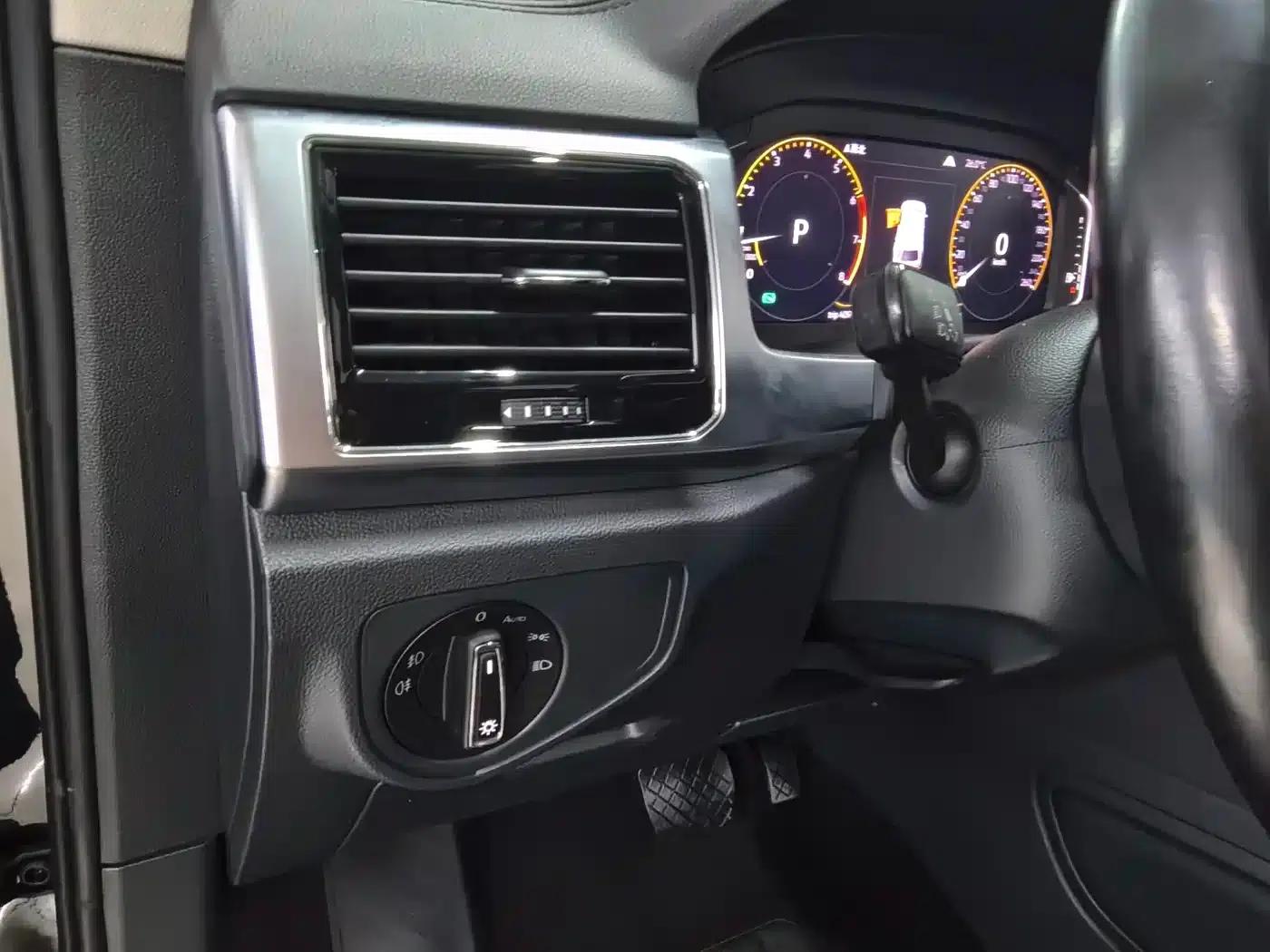 2020 Volkswagen Teramont 380TSI 4WD Luxury Edition (China VI Emission Standard) — миниатюра 19