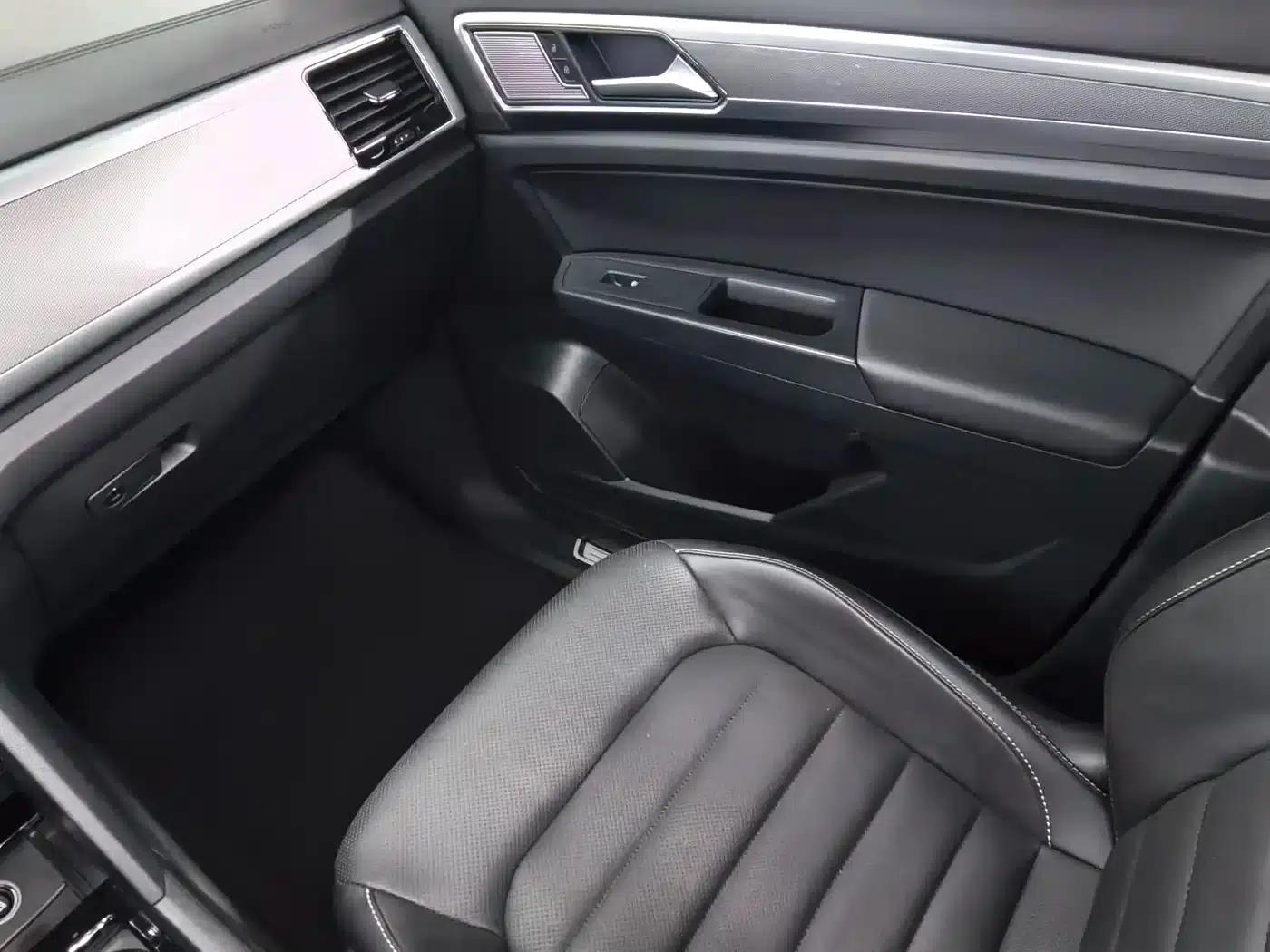 2020 Volkswagen Teramont 380TSI 4WD Luxury Edition (China VI Emission Standard) — миниатюра 28