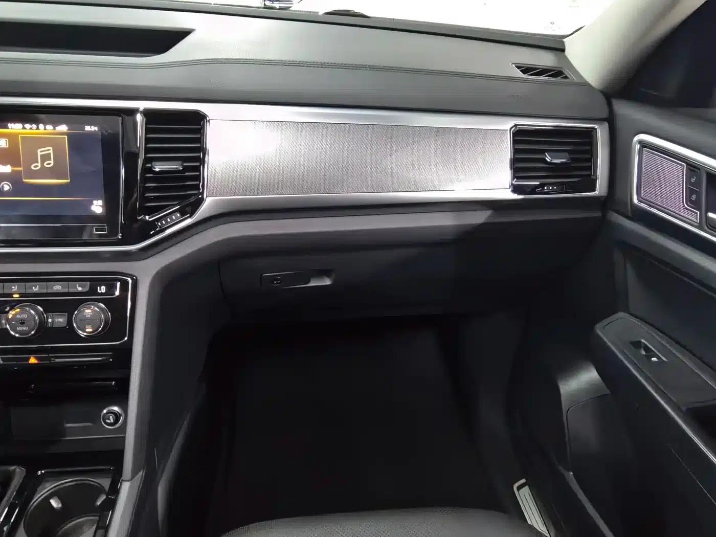 2020 Volkswagen Teramont 380TSI 4WD Luxury Edition (China VI Emission Standard) — миниатюра 30