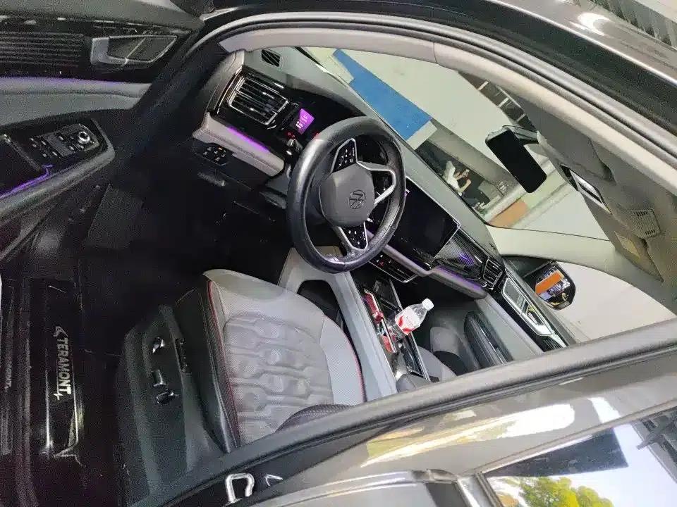2021 Teramont X 330TSI 2WD Premium Luxury Edition — миниатюра 5