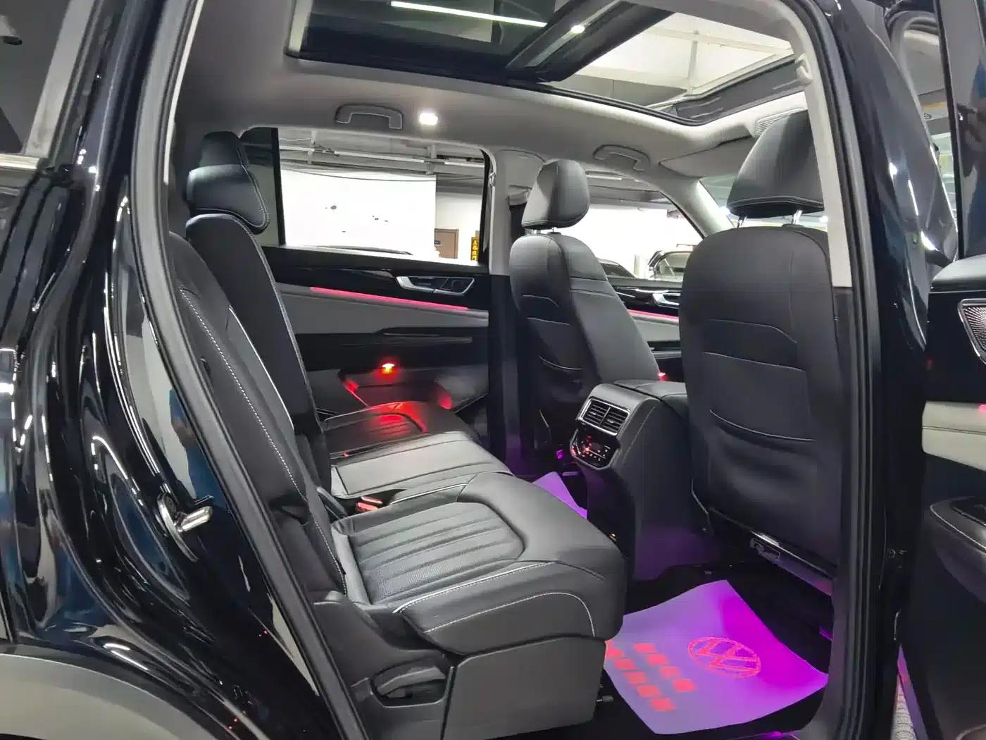 2021 Volkswagen Teramont 380TSI 4WD Premium Luxury Edition — миниатюра 23