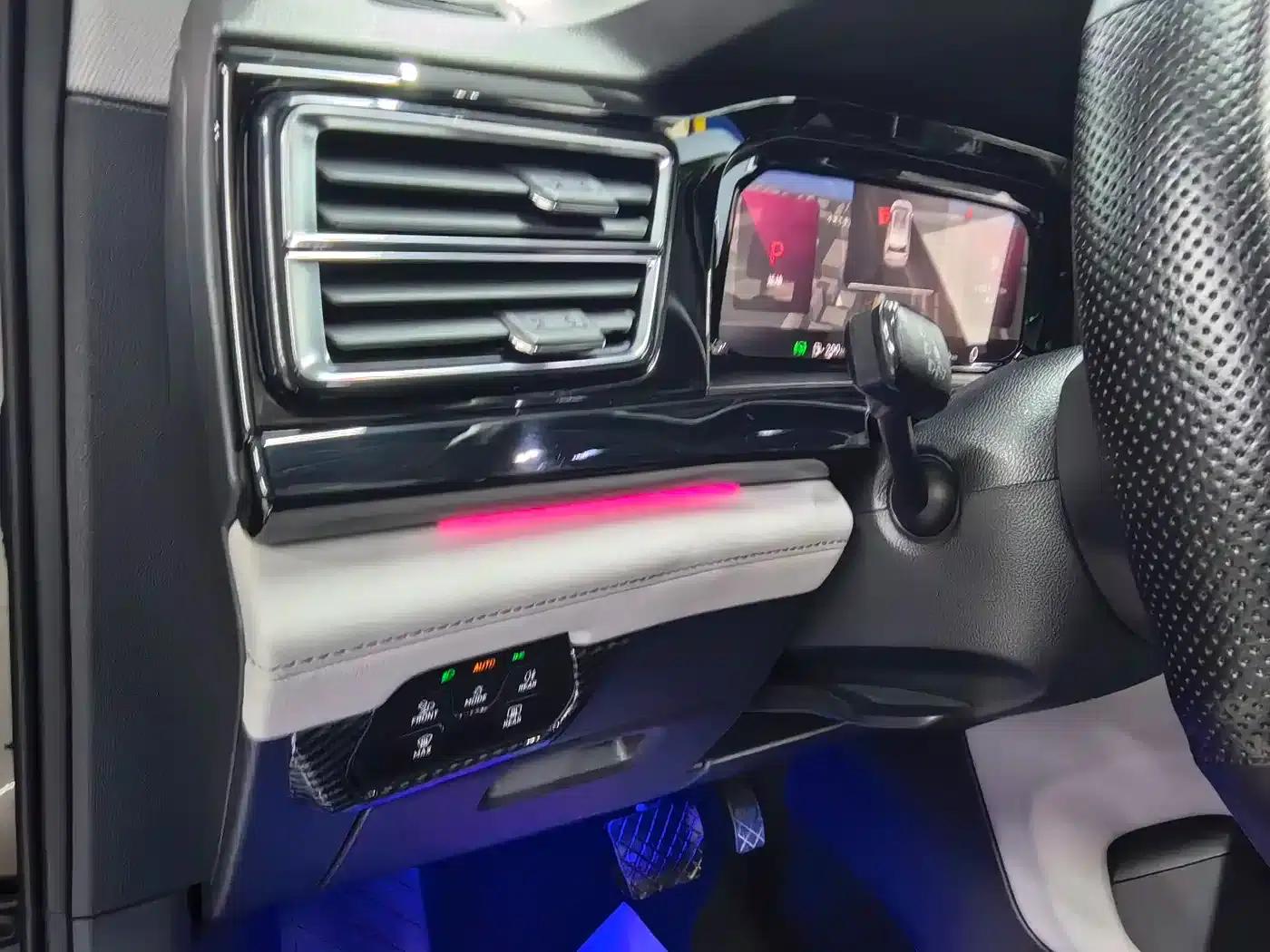 2021 Volkswagen Teramont 380TSI 4WD Premium Luxury Edition — миниатюра 6