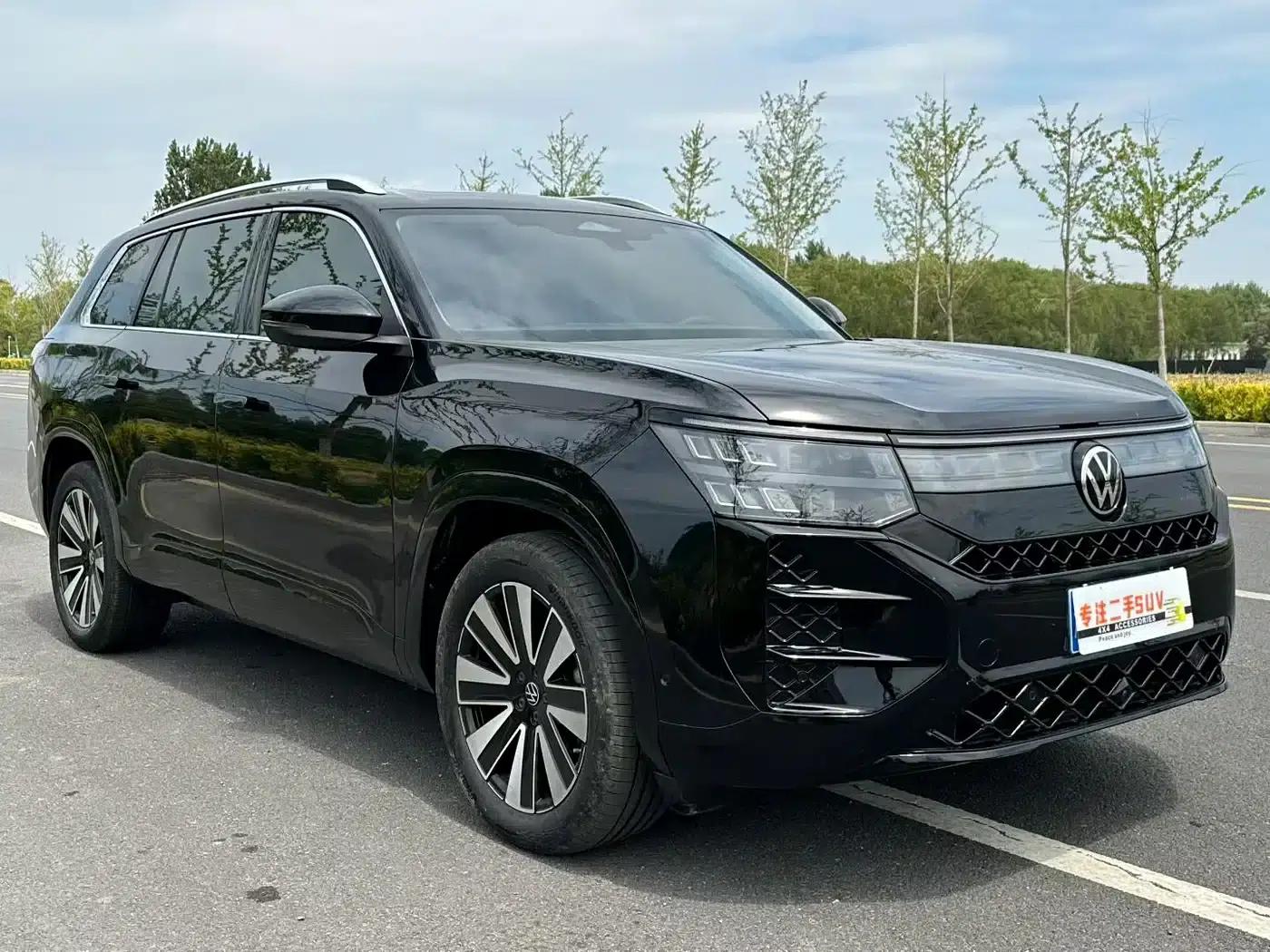 2025 Teramont Pro 450TSI 4WD Cross-Country Edition — миниатюра 2