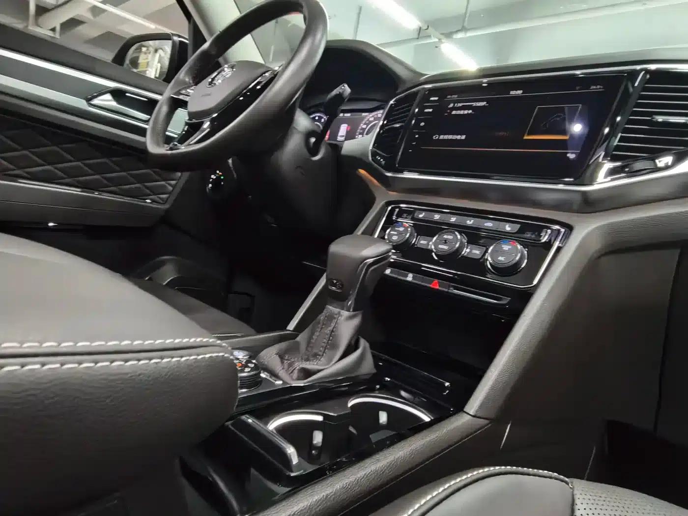 Teramont 2019 530 V6 4WD Flagship Edition (National V Emission Standard) — миниатюра 18