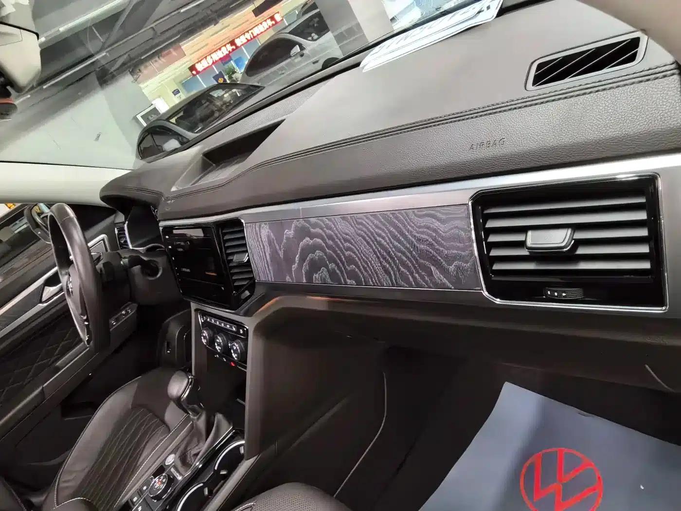 Teramont 2019 530 V6 4WD Flagship Edition (National V Emission Standard) — миниатюра 19