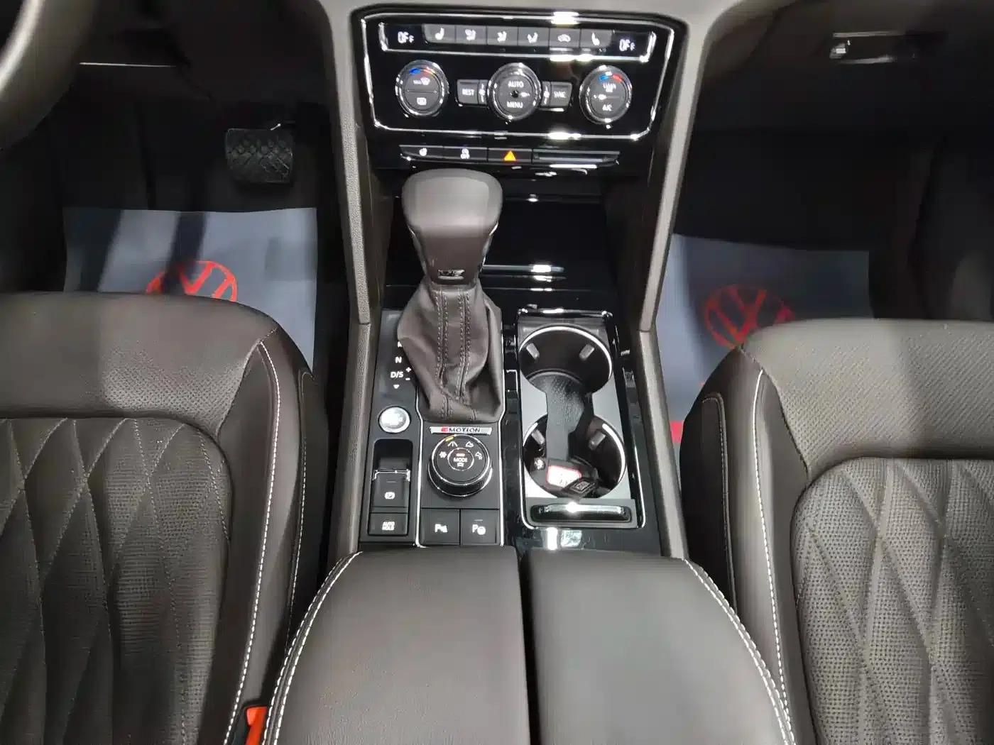 Teramont 2019 530 V6 4WD Flagship Edition (National V Emission Standard) — миниатюра 25