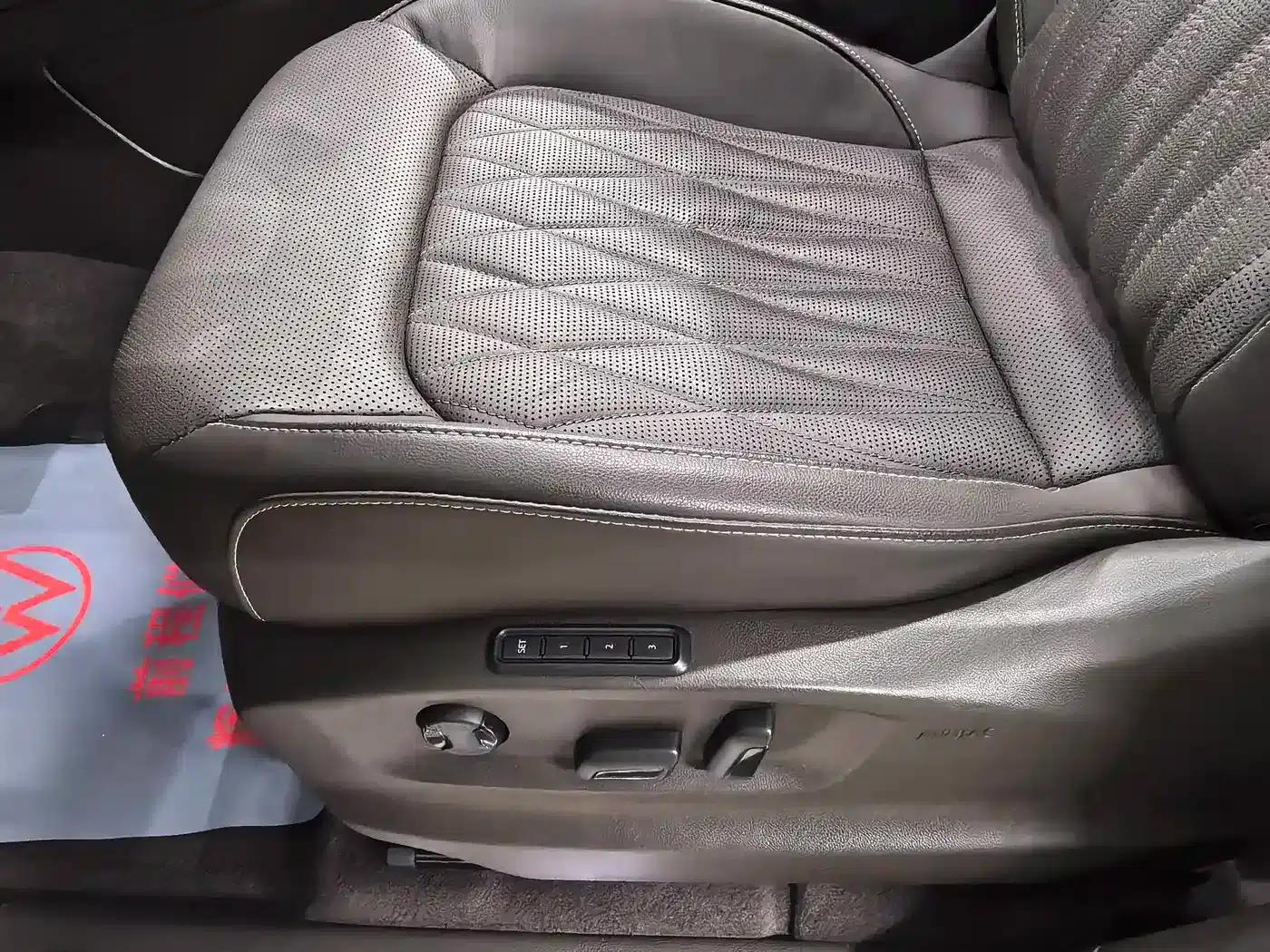 Teramont 2019 530 V6 4WD Flagship Edition (National V Emission Standard) — миниатюра 27