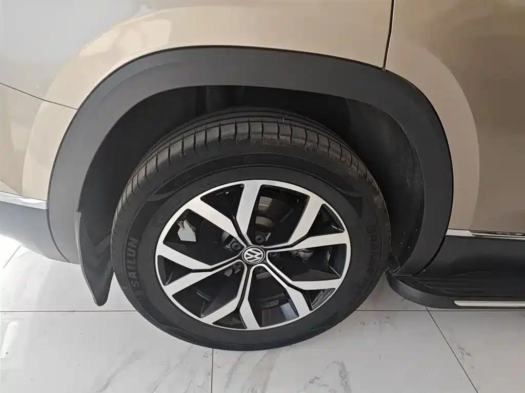 2020 Volkswagen Teramont 380TSI 4WD Luxury Edition (China VI Emission Standard) — миниатюра 12