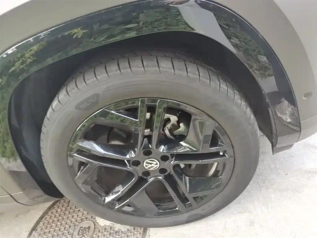 2025 Teramont Pro 450TSI 4WD Summit Edition — миниатюра 14