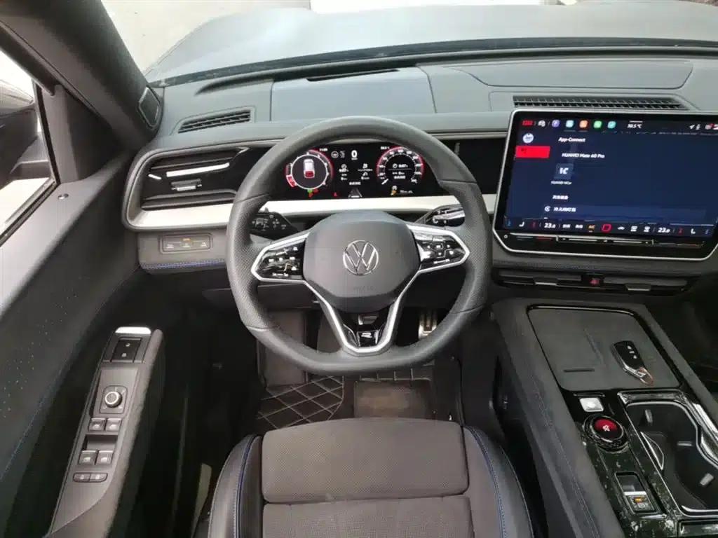 2025 Teramont Pro 450TSI 4WD Summit Edition — миниатюра 17