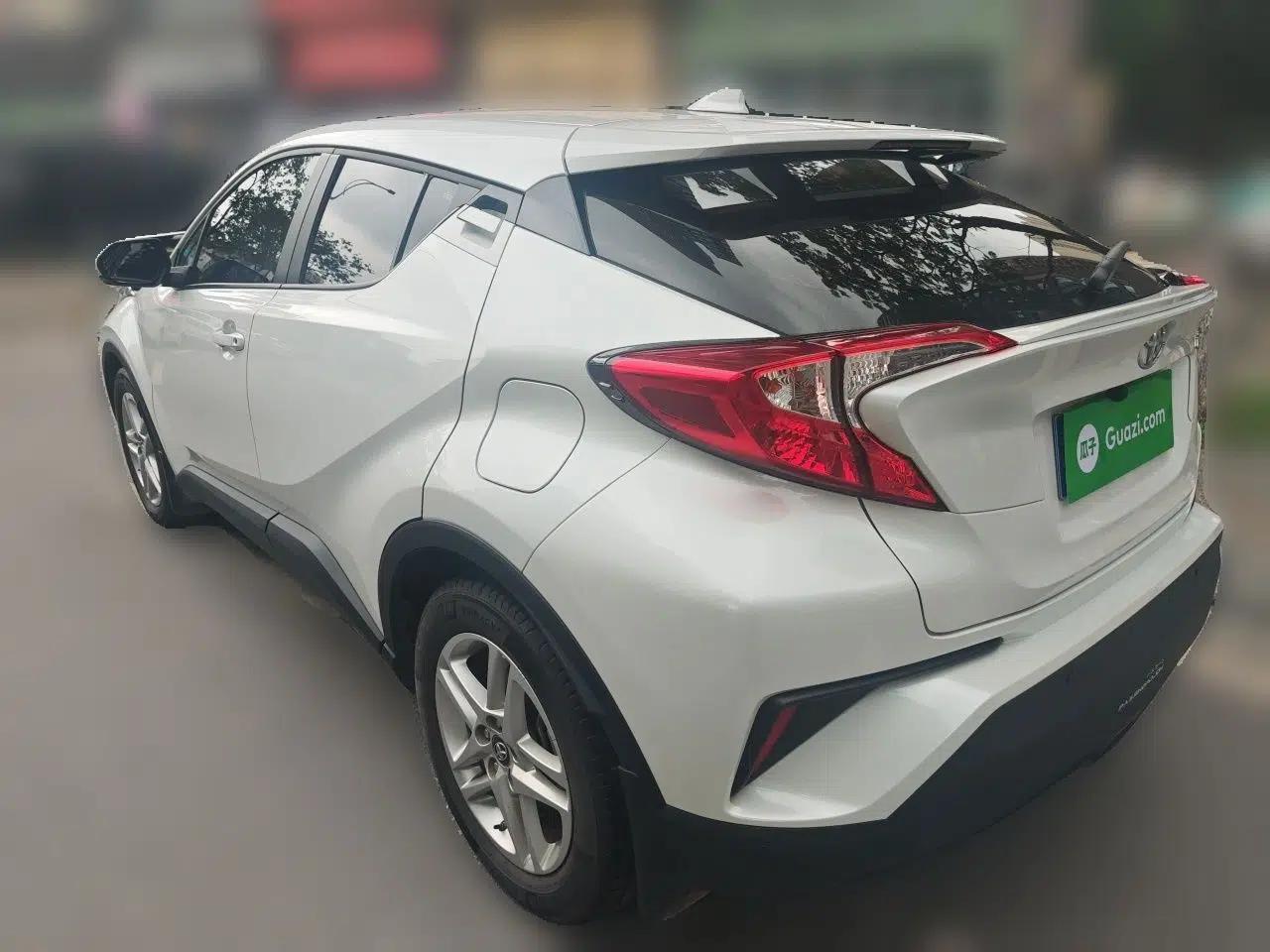 Toyota C-HR 2021 2.0L Comfort Edition — миниатюра 4