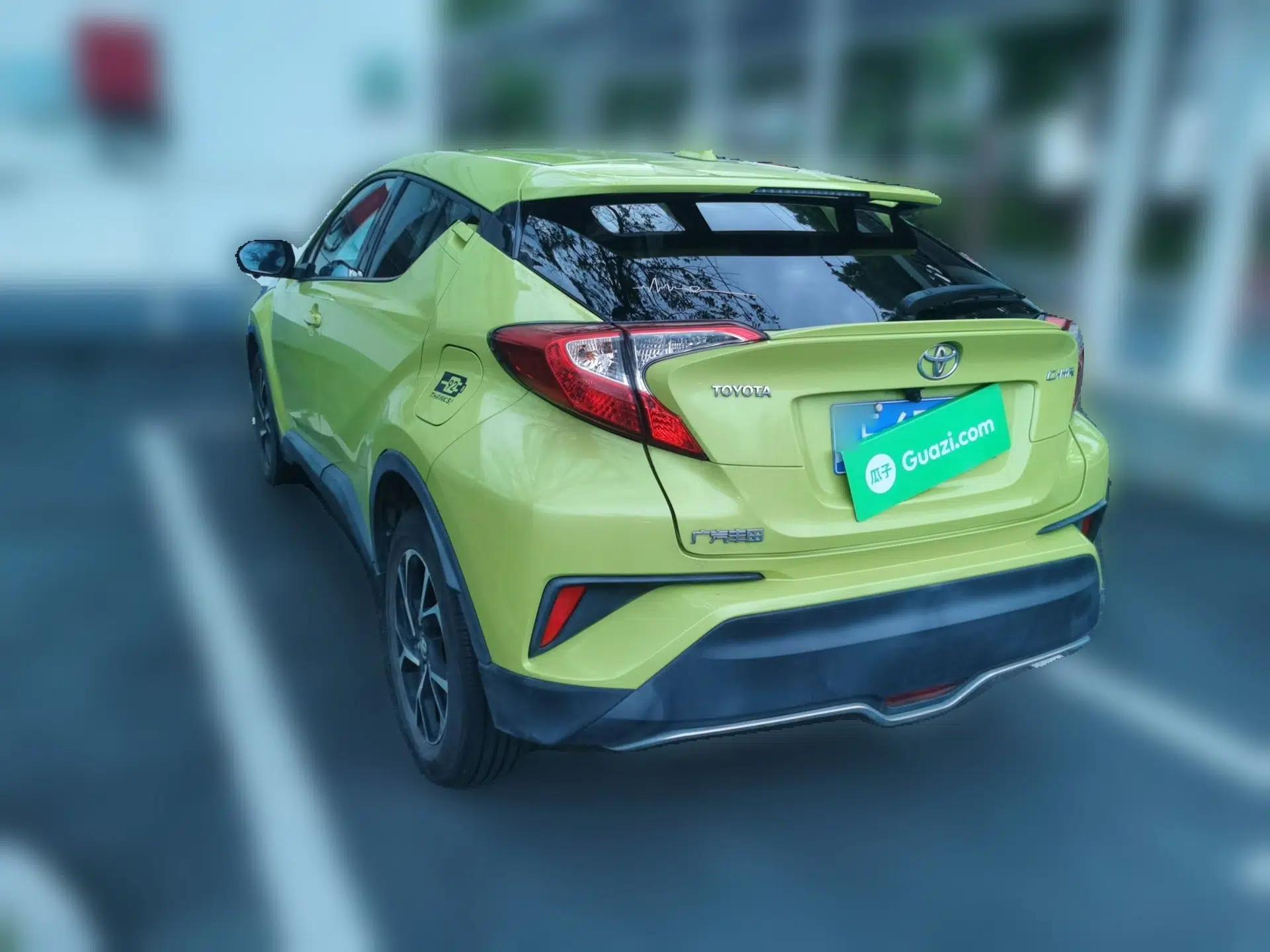 Toyota C-HR 2018 2.0L Leading Edition China VI — миниатюра 4