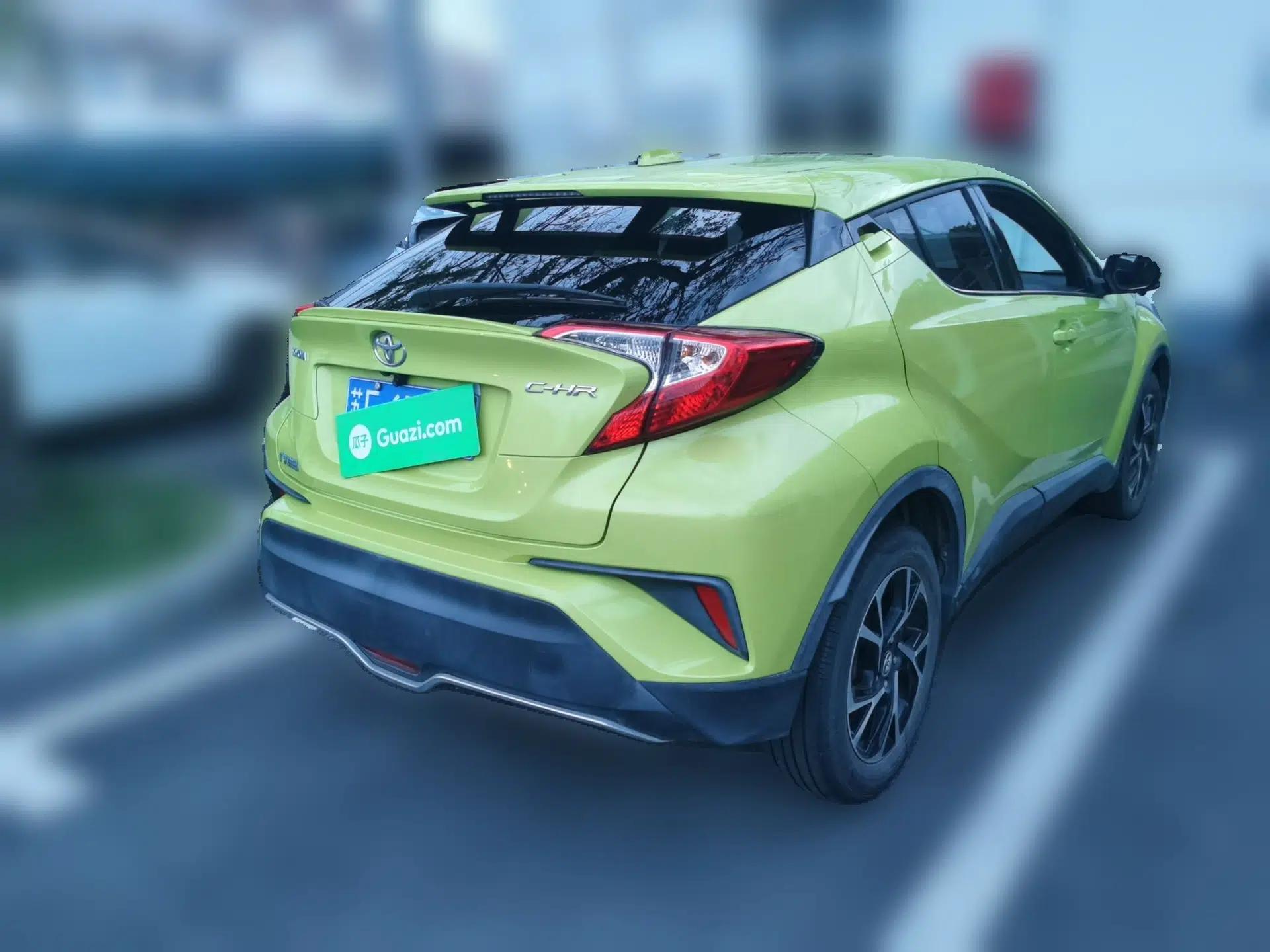 Toyota C-HR 2018 2.0L Leading Edition China VI — миниатюра 6