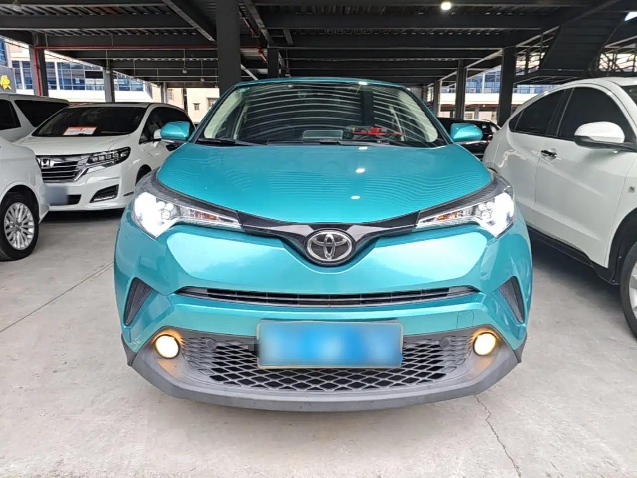 Toyota C-HR 2020 2.0L Leading Edition — миниатюра 2