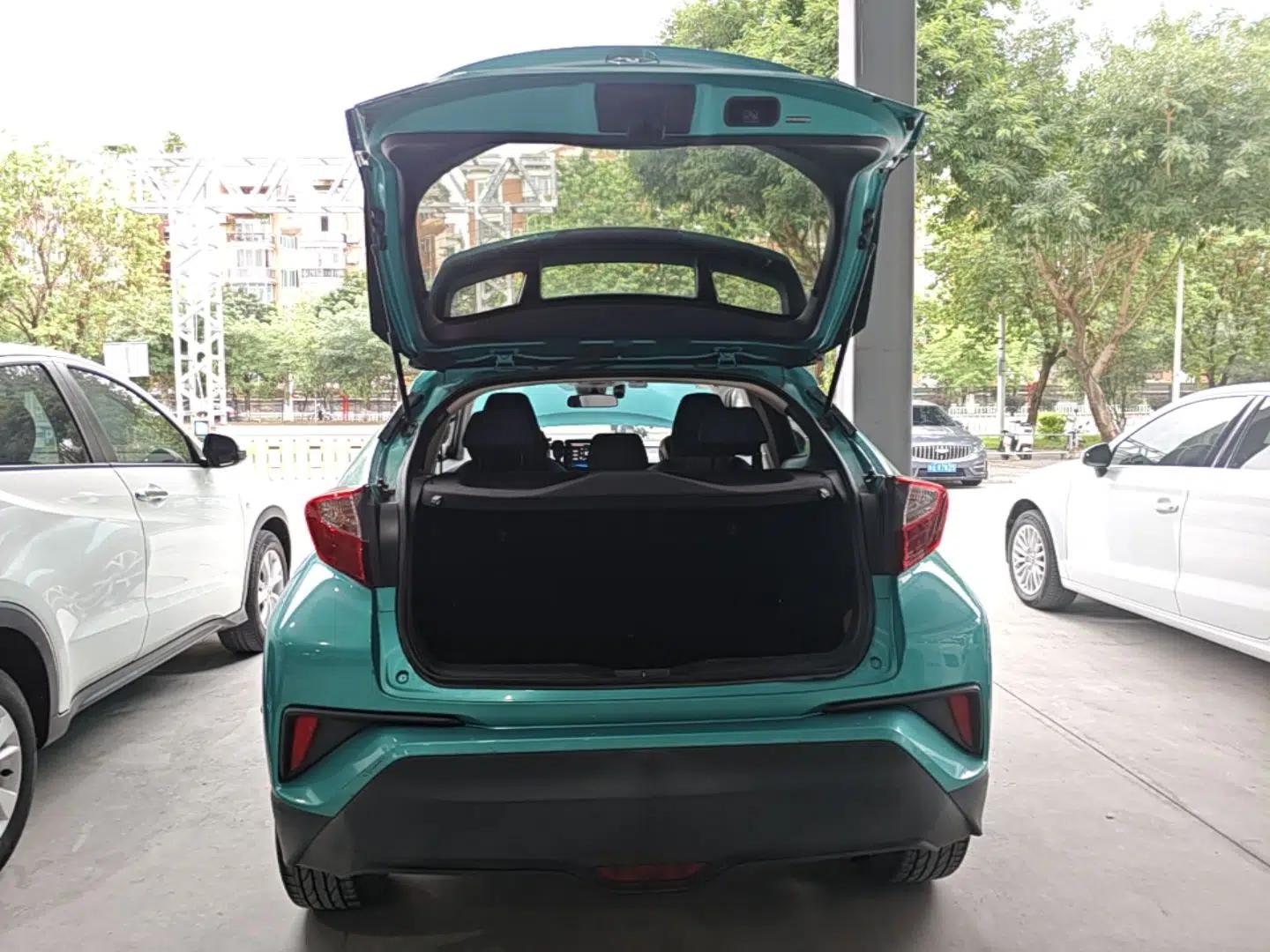 Toyota C-HR 2020 2.0L Leading Edition — миниатюра 21
