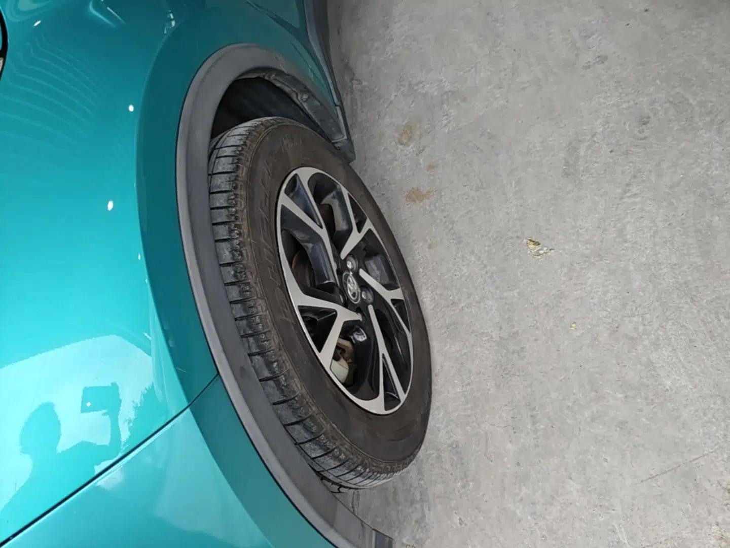 Toyota C-HR 2020 2.0L Leading Edition — миниатюра 9
