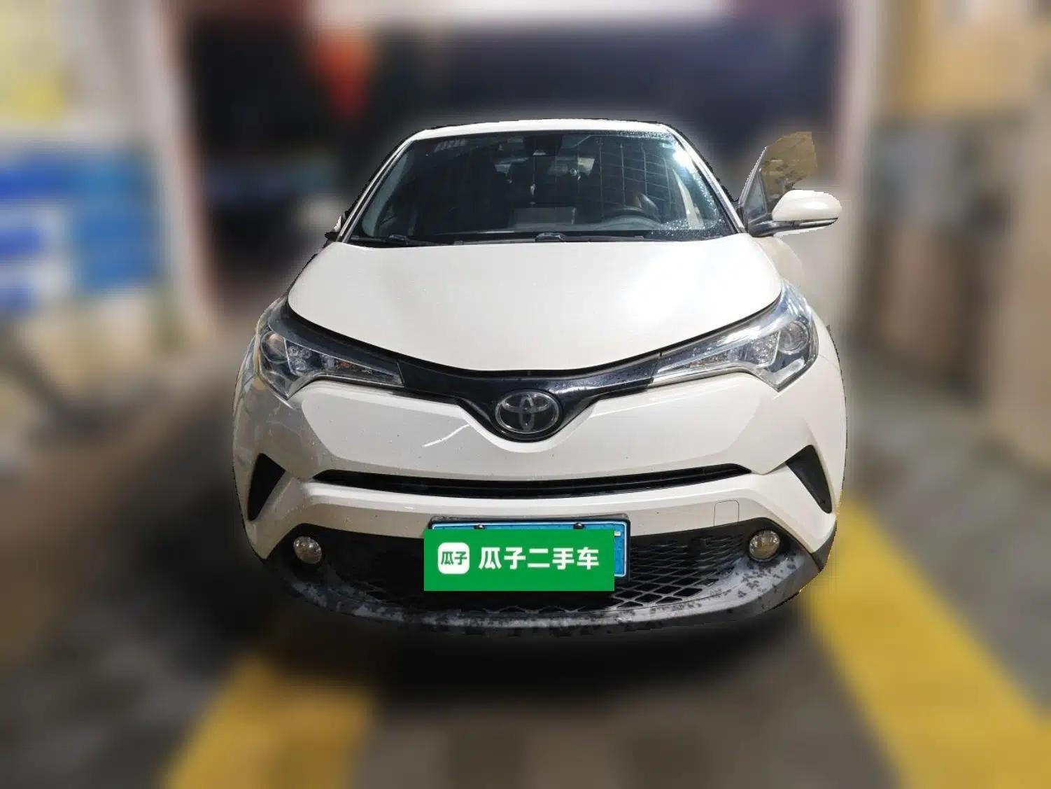 Toyota C-HR 2020 2.0L Leading Edition — миниатюра 2