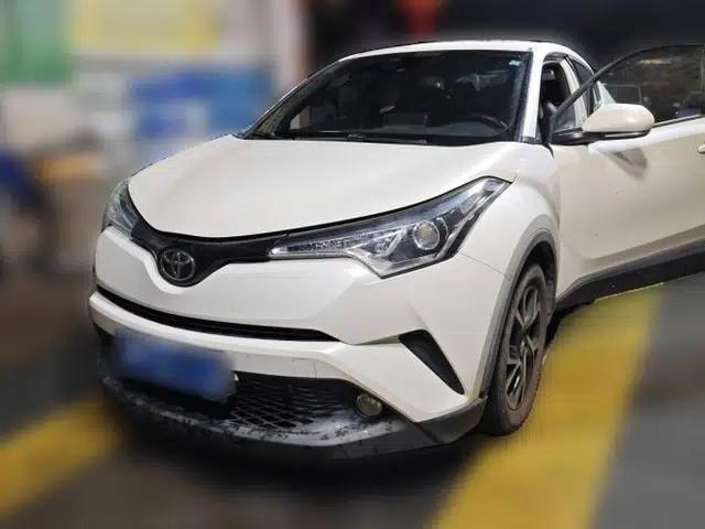 Toyota C-HR 2020 2.0L Leading Edition