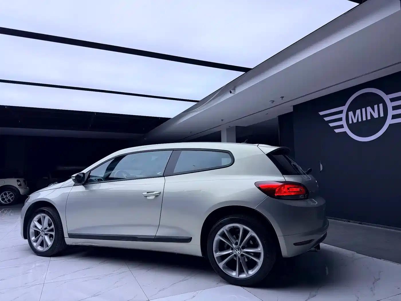 Scirocco 2011 2.0TSI Luxury Edition — миниатюра 7