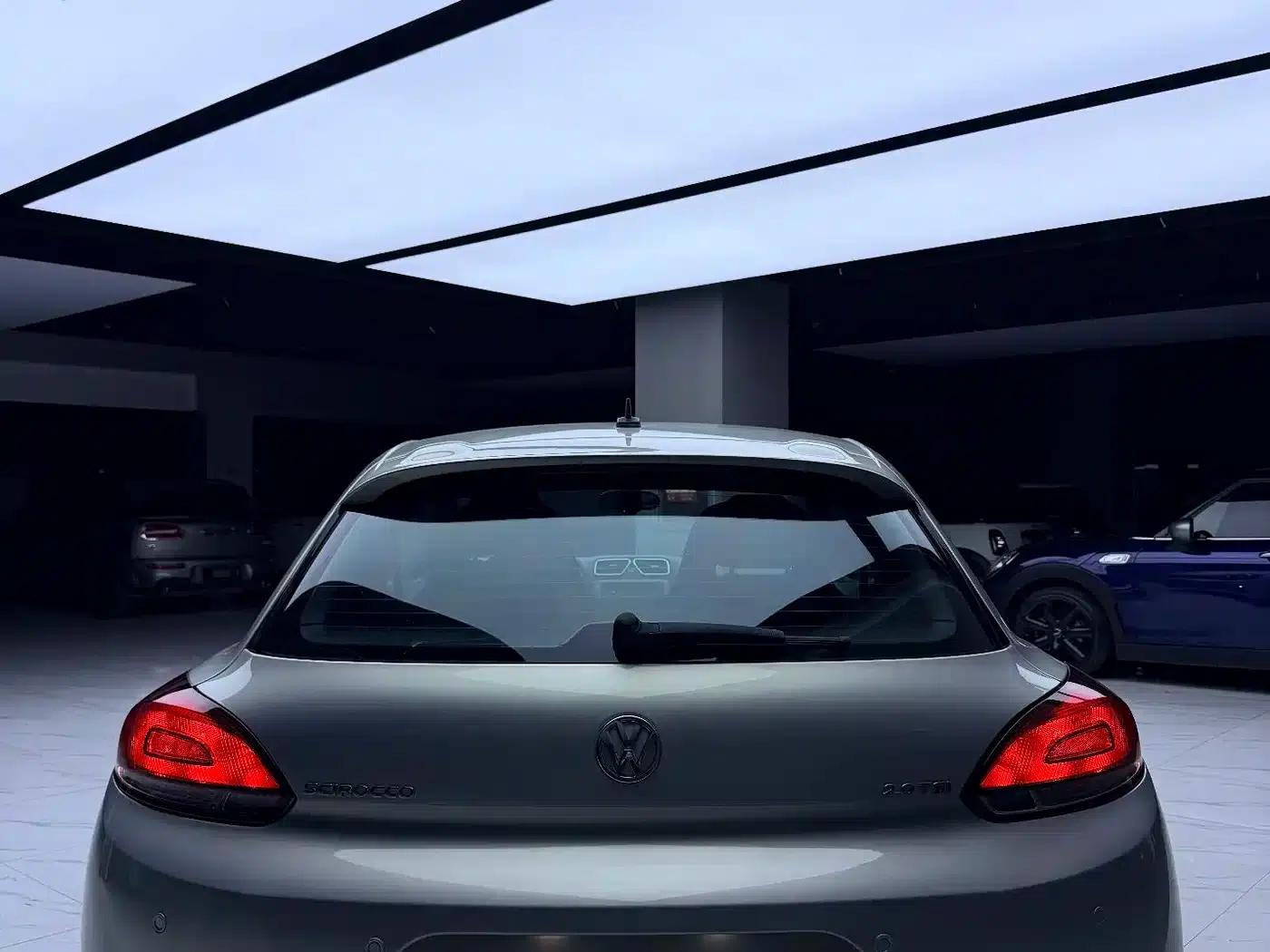 Scirocco 2011 2.0TSI Luxury Edition — миниатюра 9