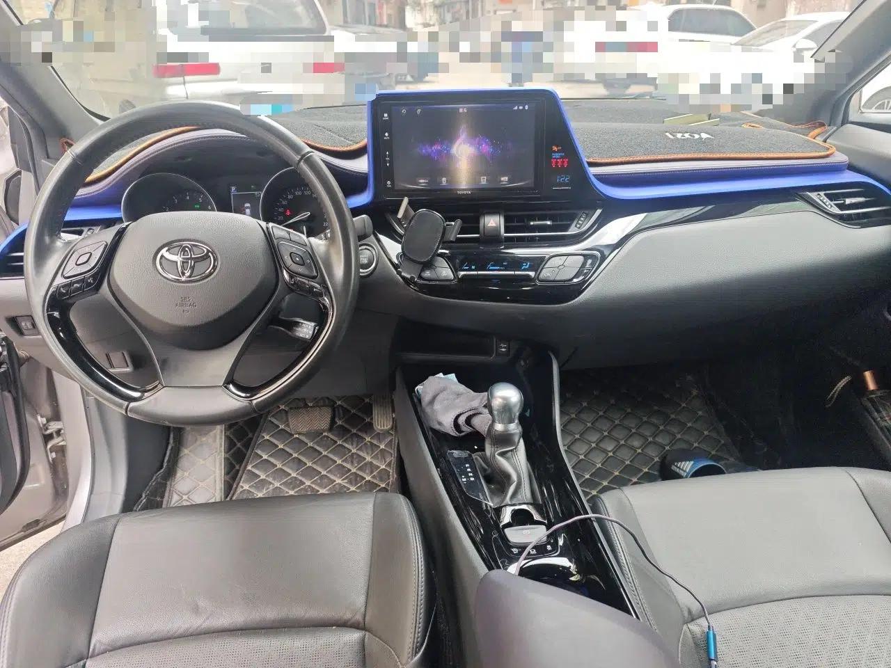 Toyota IZOA 2018 2.0L Yichi Version China VI Standard — миниатюра 10