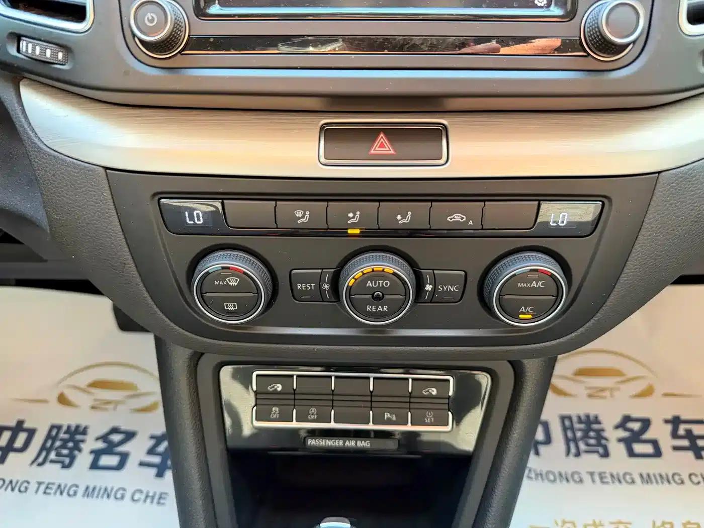 2016 Sharan 380TSI Comfort 7-seater — миниатюра 25