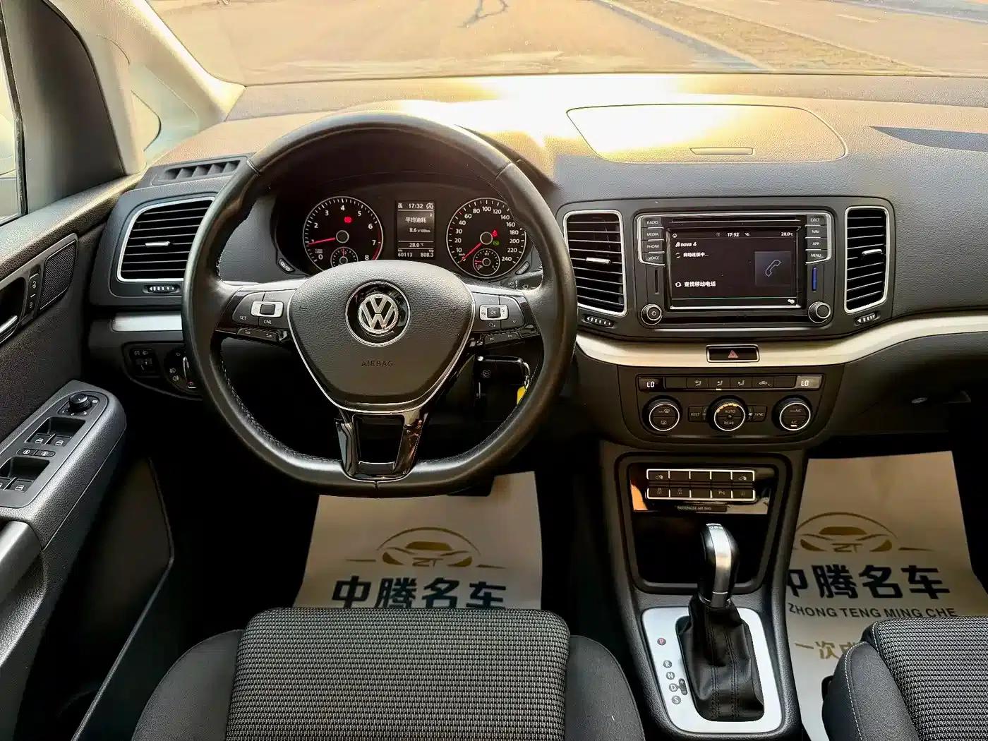2016 Sharan 380TSI Comfort 7-seater — миниатюра 28