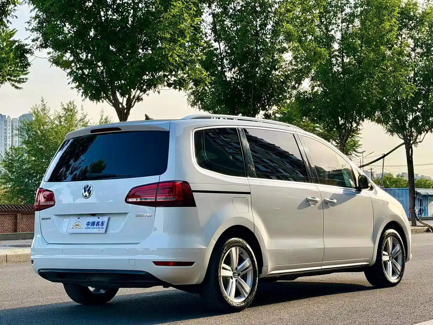 2016 Sharan 380TSI Comfort 7-seater — миниатюра 31