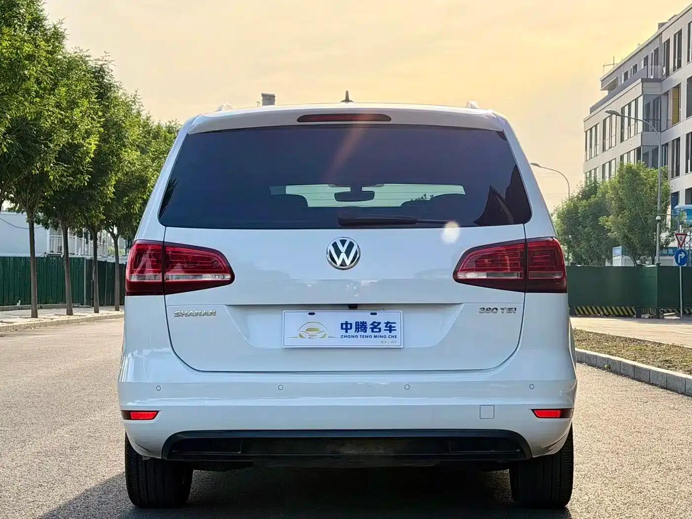 2016 Sharan 380TSI Comfort 7-seater — миниатюра 32