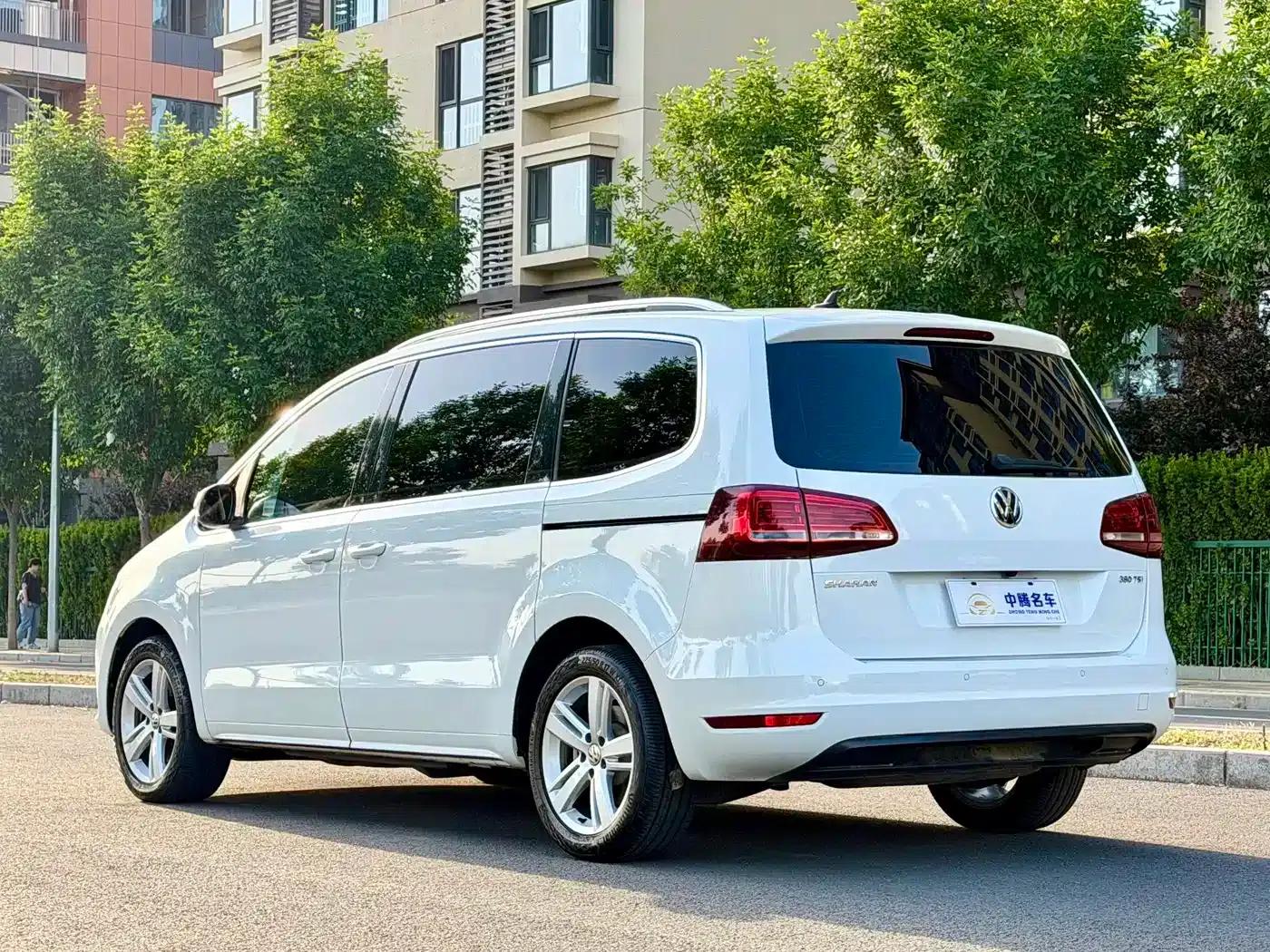 2016 Sharan 380TSI Comfort 7-seater — миниатюра 33