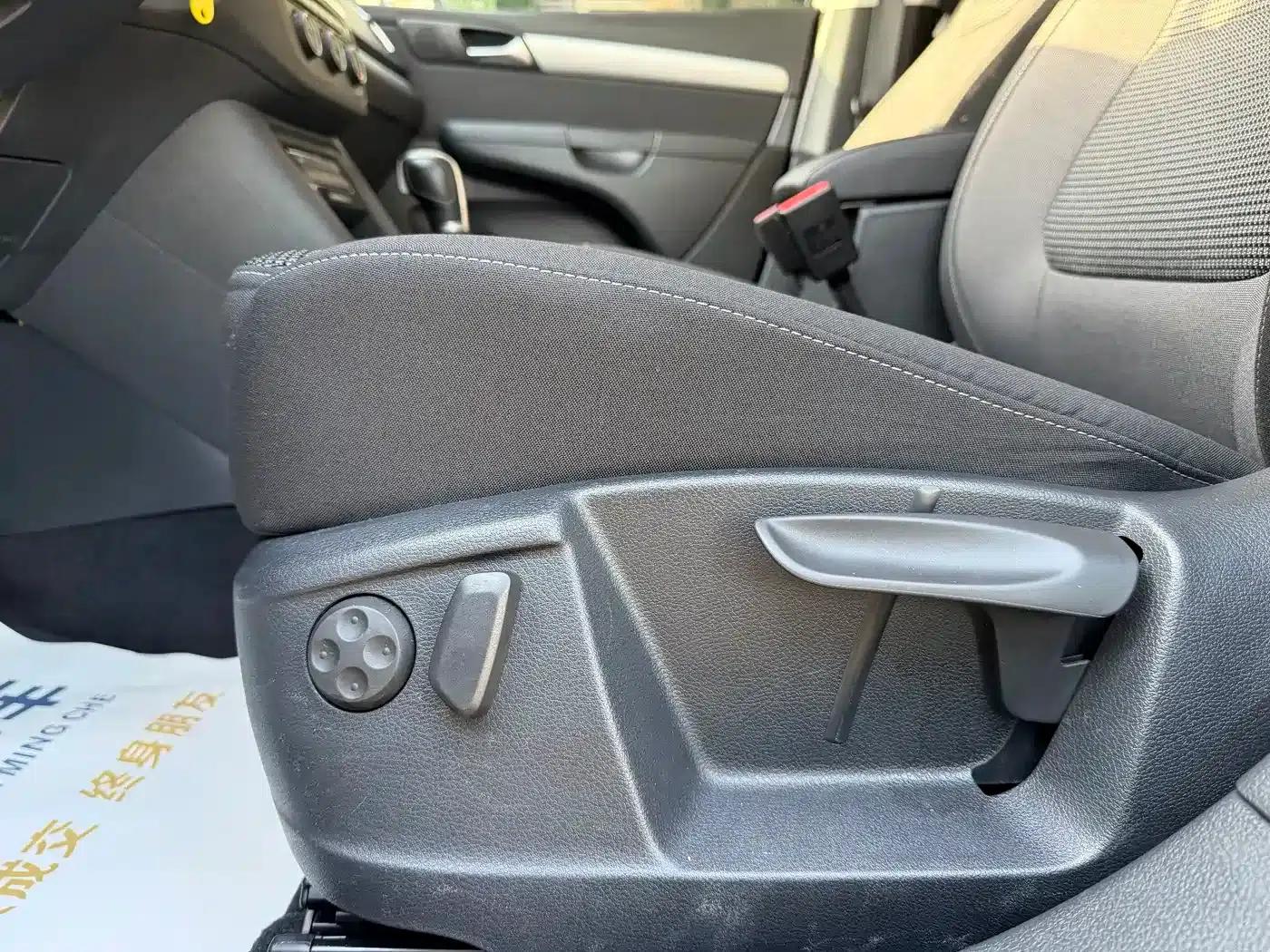 2016 Sharan 380TSI Comfort 7-seater — миниатюра 7