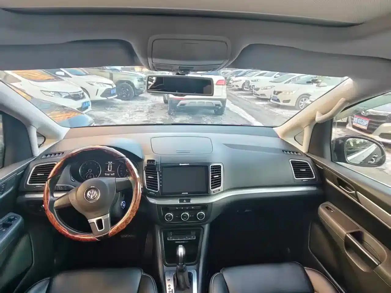 2014 Sharan 2.0TSI Standard Edition — миниатюра 5