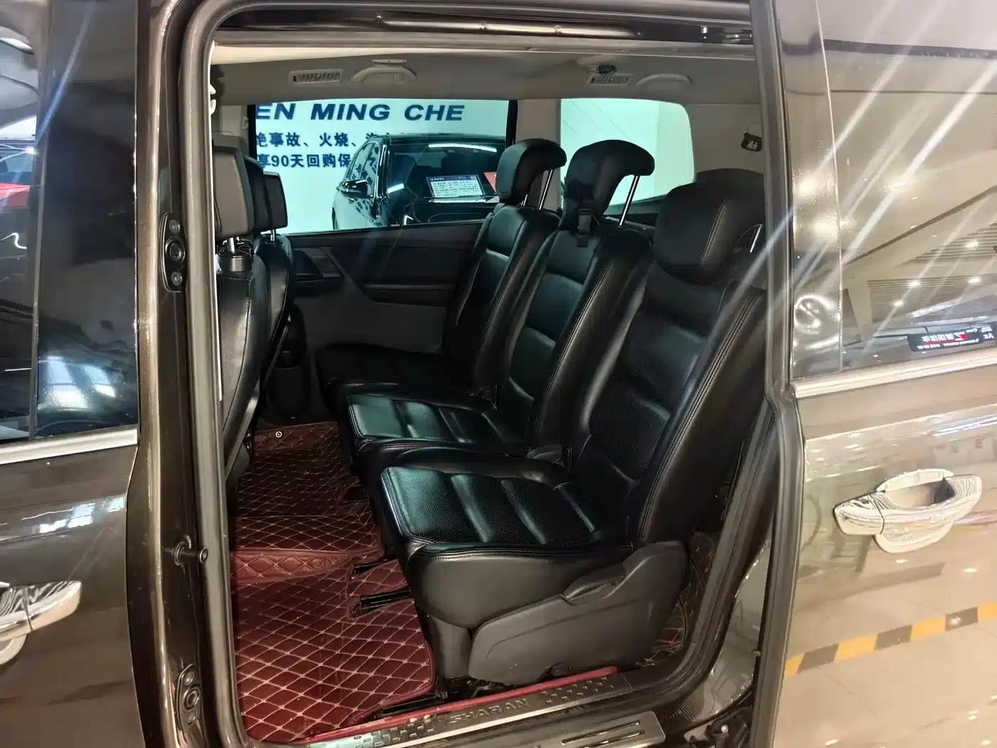 2016 Sharan 380TSI Comfort 7-seater — миниатюра 4