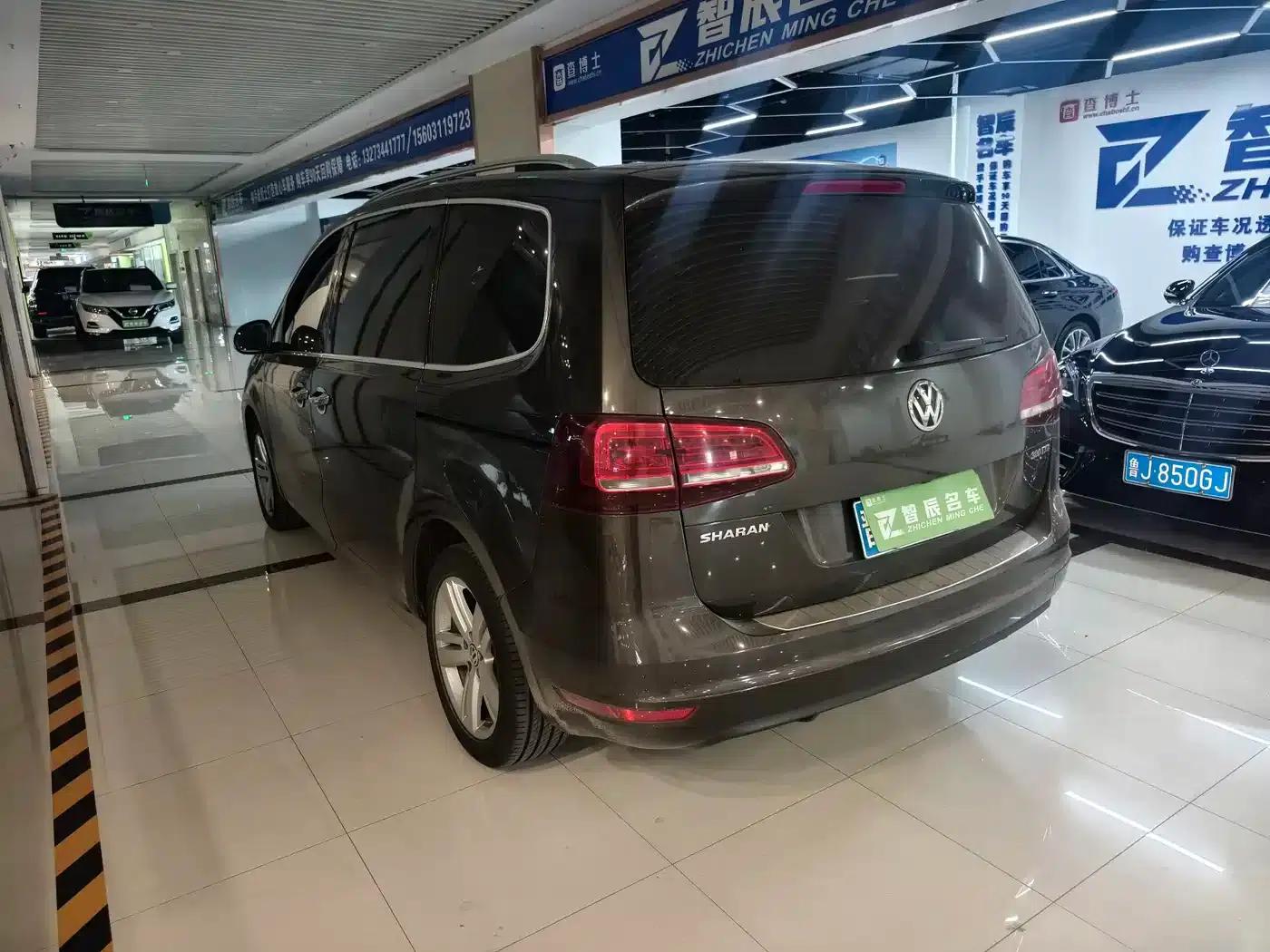2016 Sharan 380TSI Comfort 7-seater — миниатюра 9