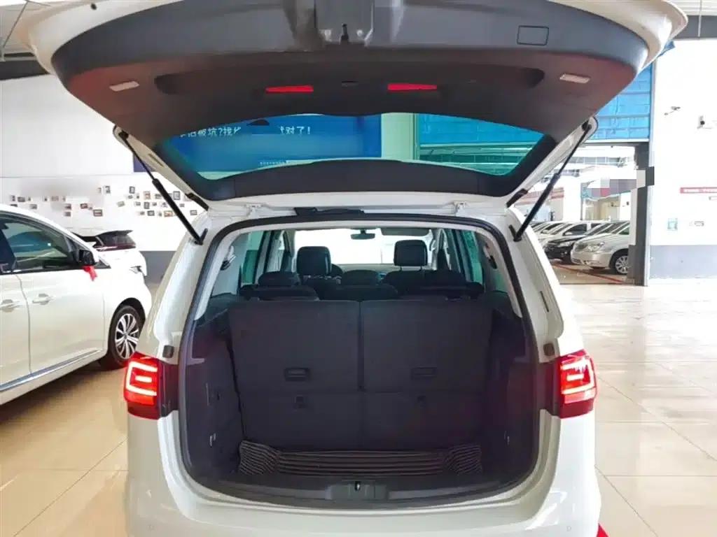 2018 Sharan 380TSI Comfort 7-seater — миниатюра 19