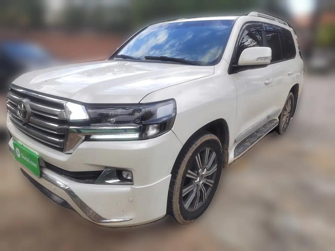 Toyota Land Cruiser  — миниатюра 1