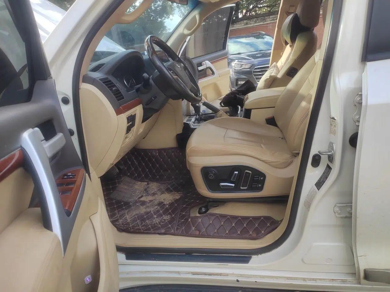Toyota Land Cruiser  — миниатюра 16