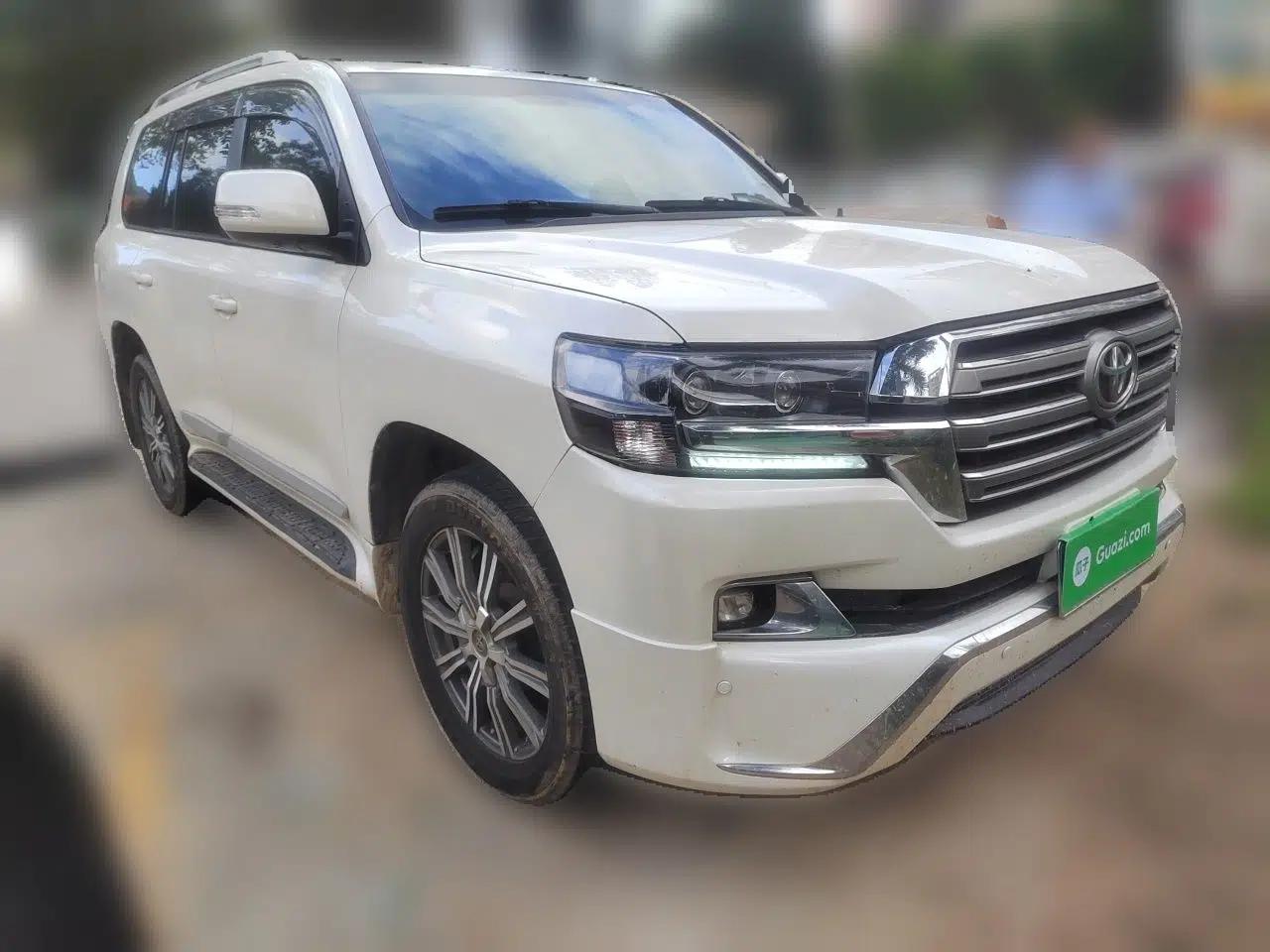 Toyota Land Cruiser  — миниатюра 3