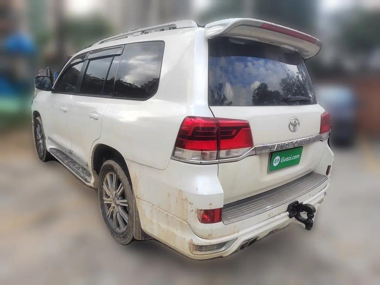 Toyota Land Cruiser  — миниатюра 4