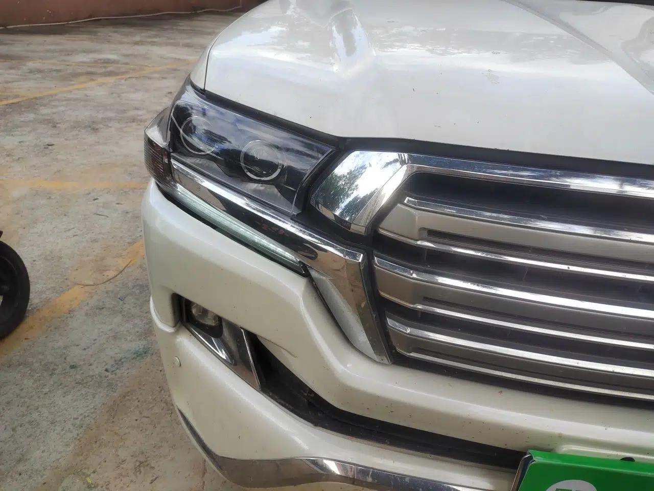 Toyota Land Cruiser  — миниатюра 7