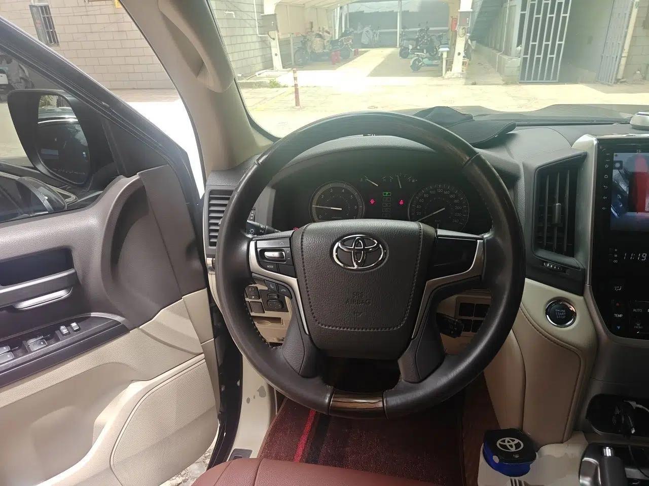 Toyota Land Cruiser  — миниатюра 11