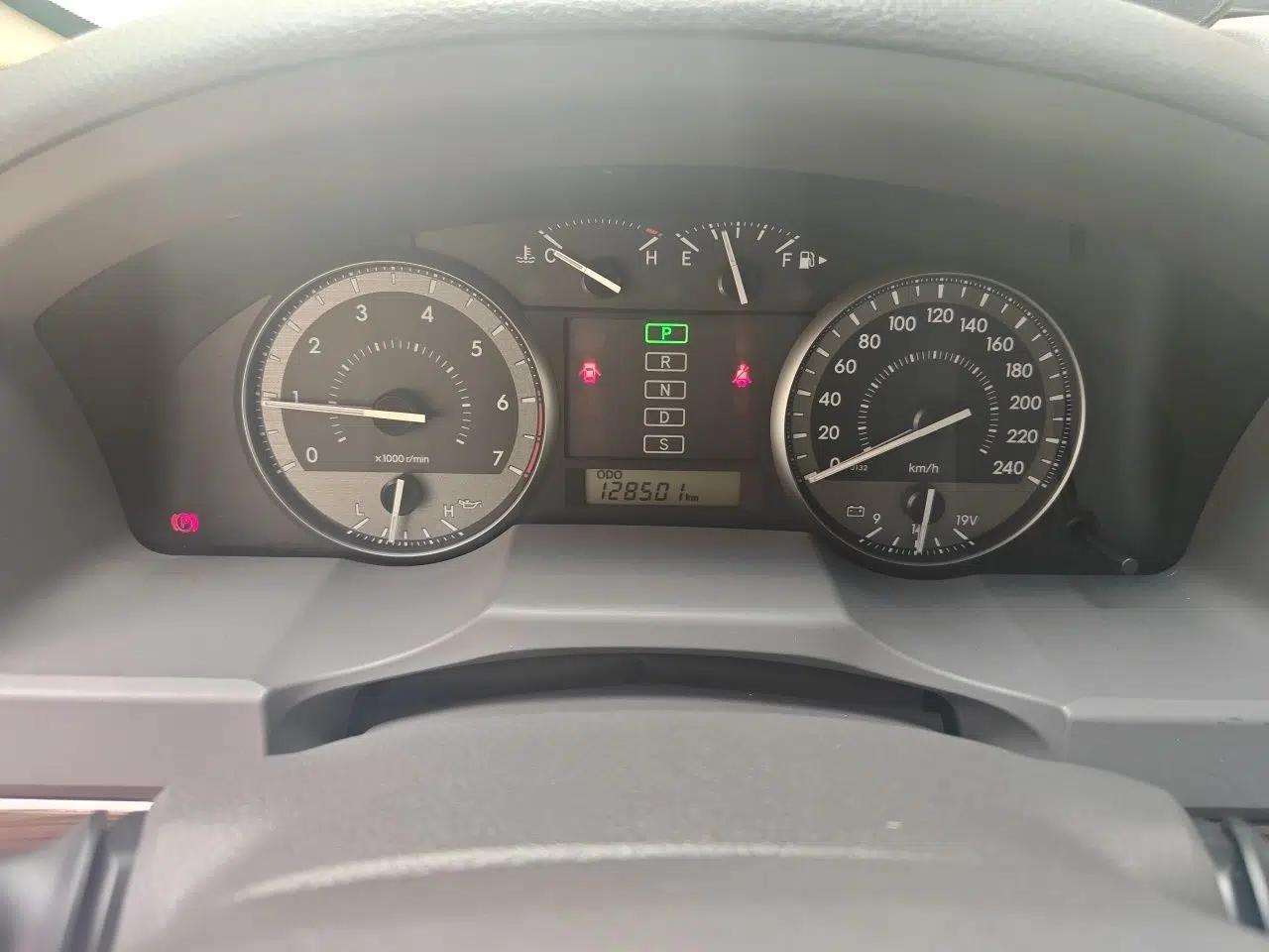 Toyota Land Cruiser  — миниатюра 13