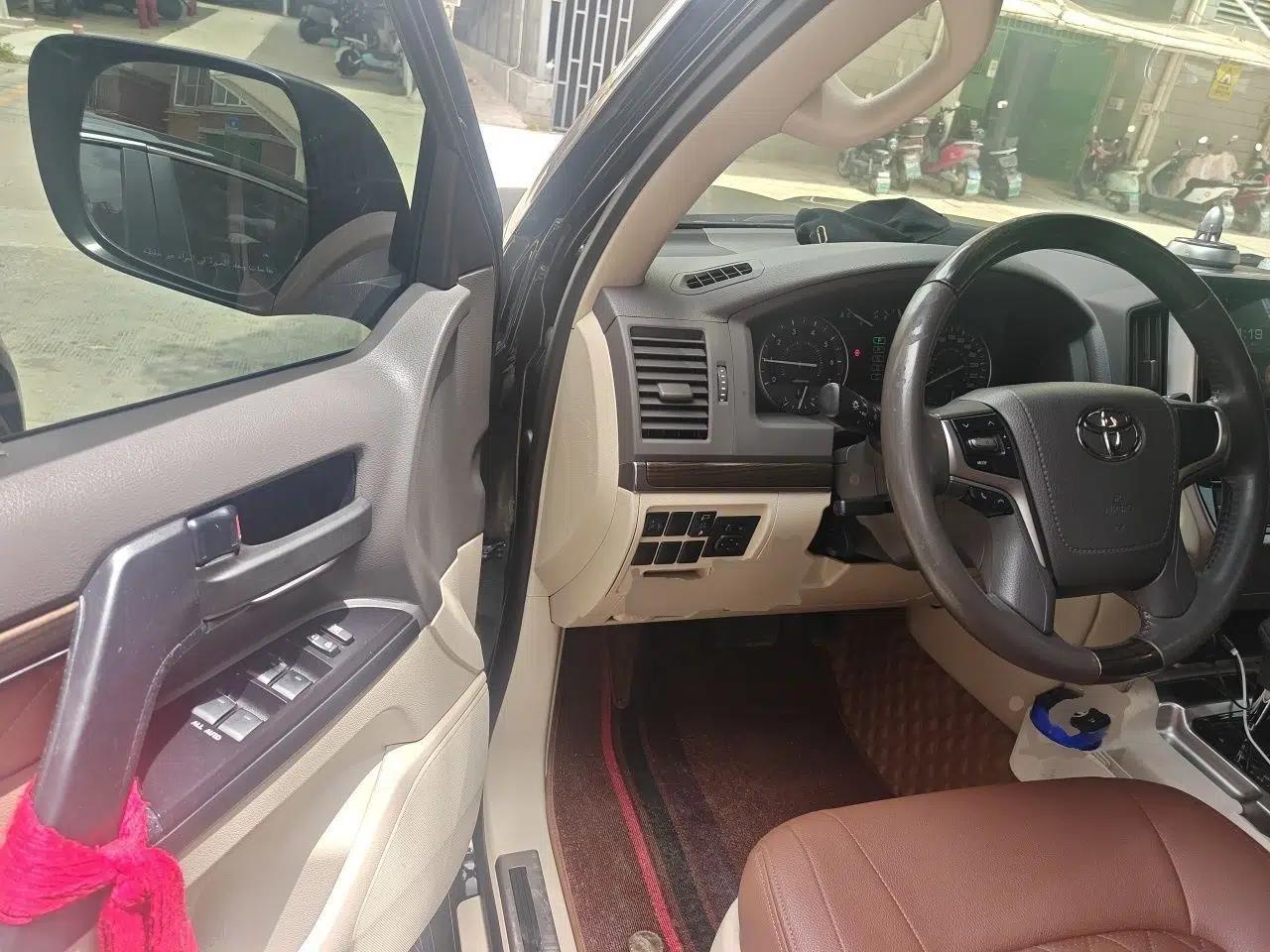 Toyota Land Cruiser  — миниатюра 17