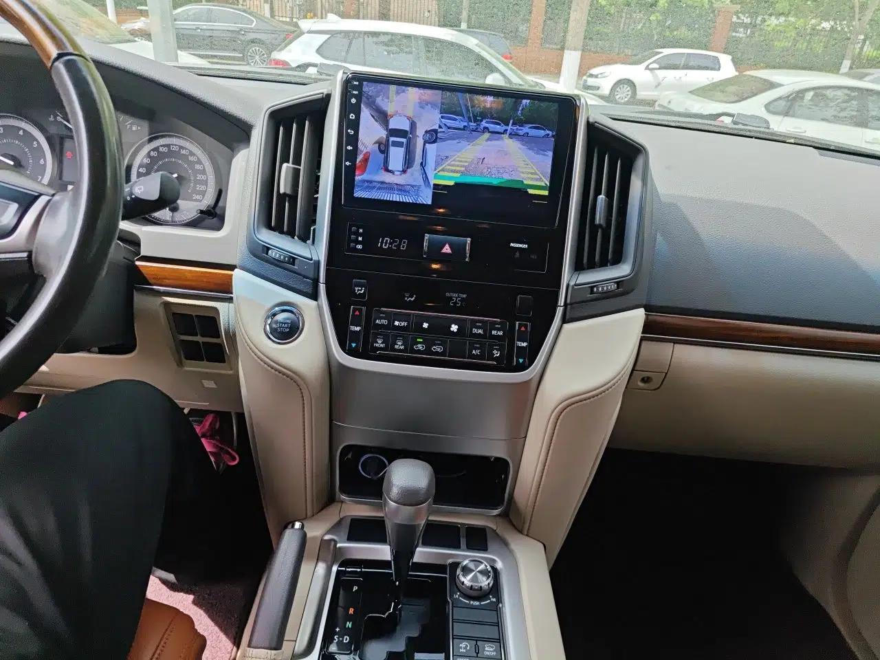 Toyota Land Cruiser 2018 4.0 Iron-Wheel Refrigerator Basic Version with No Electric Base Middle East Market — миниатюра 14